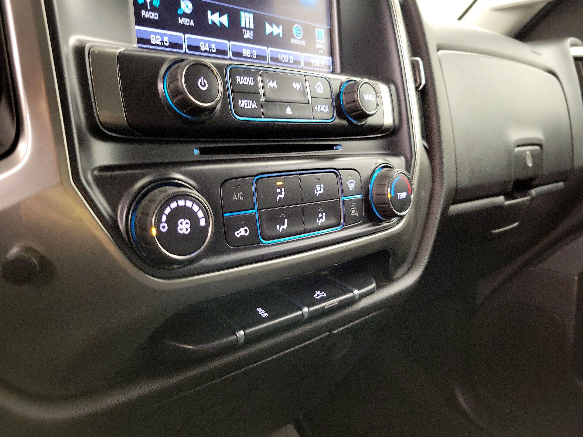 Thumbnail: 2019 Chevrolet Silverado 1500 - 16