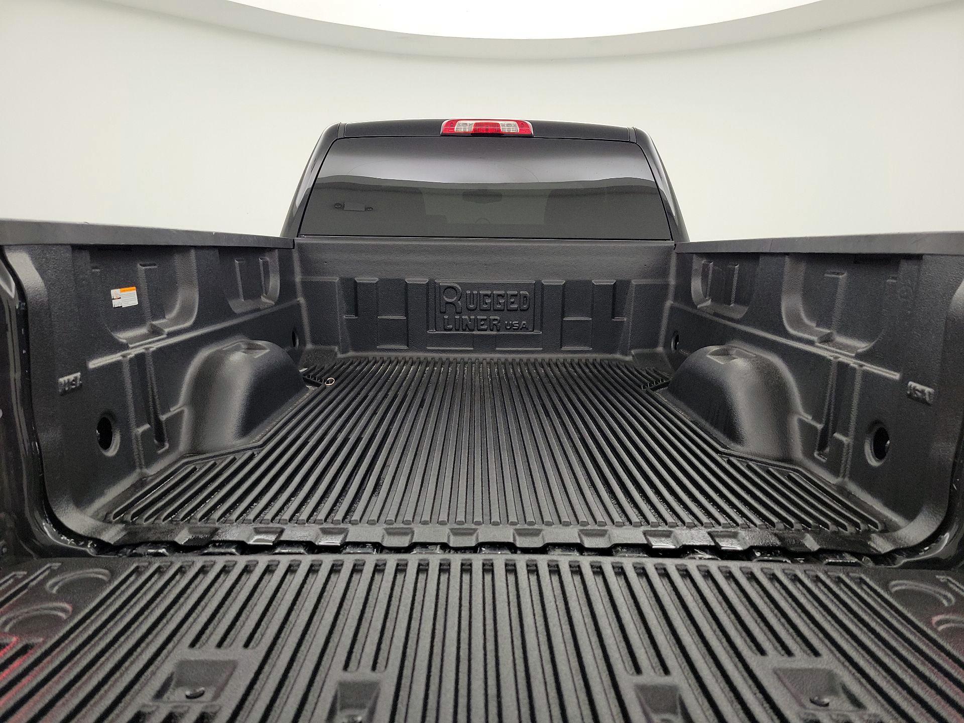 Thumbnail: 2019 Chevrolet Silverado 1500 - 19