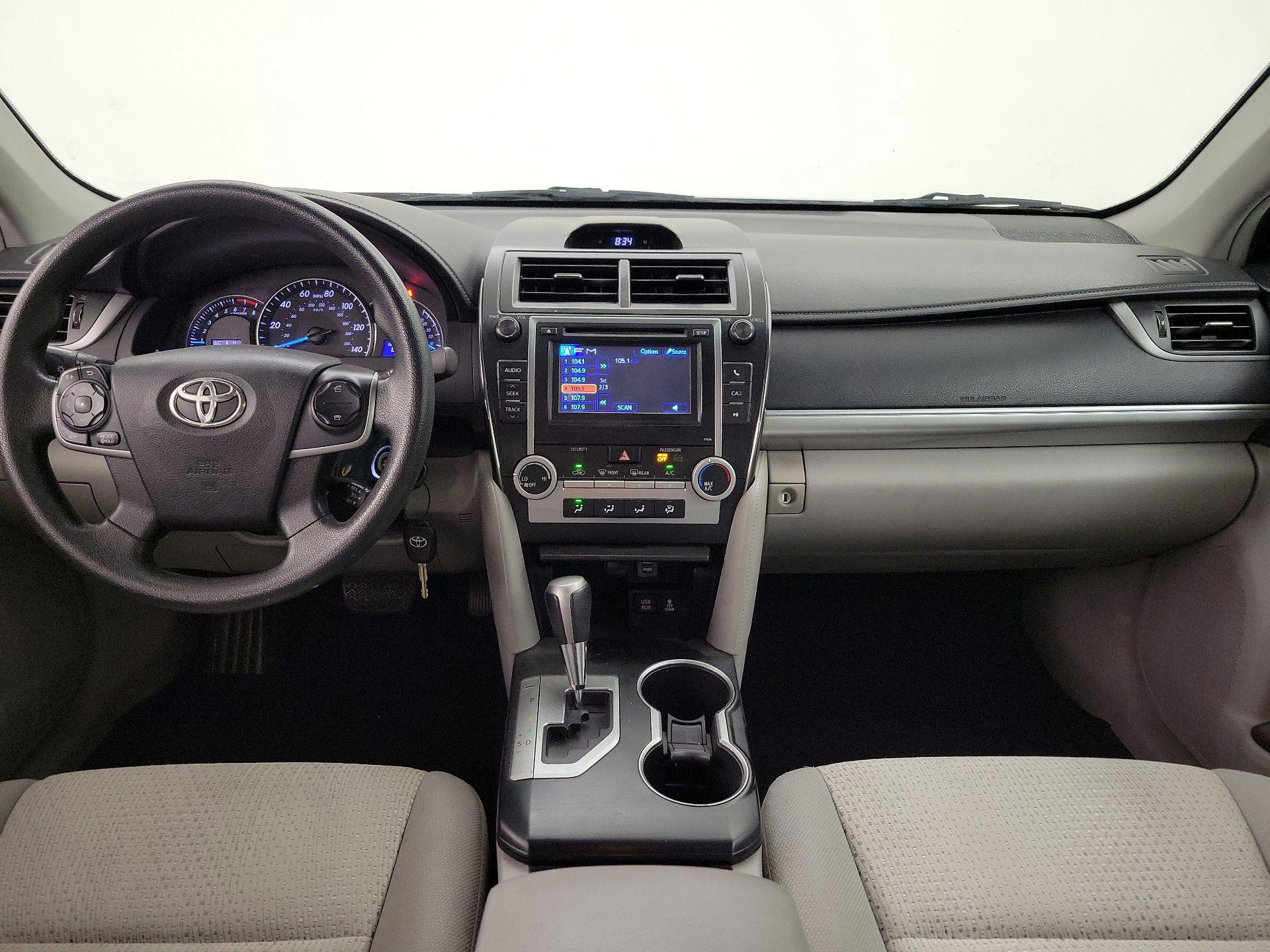 Thumbnail: 2014 Toyota Camry - 9