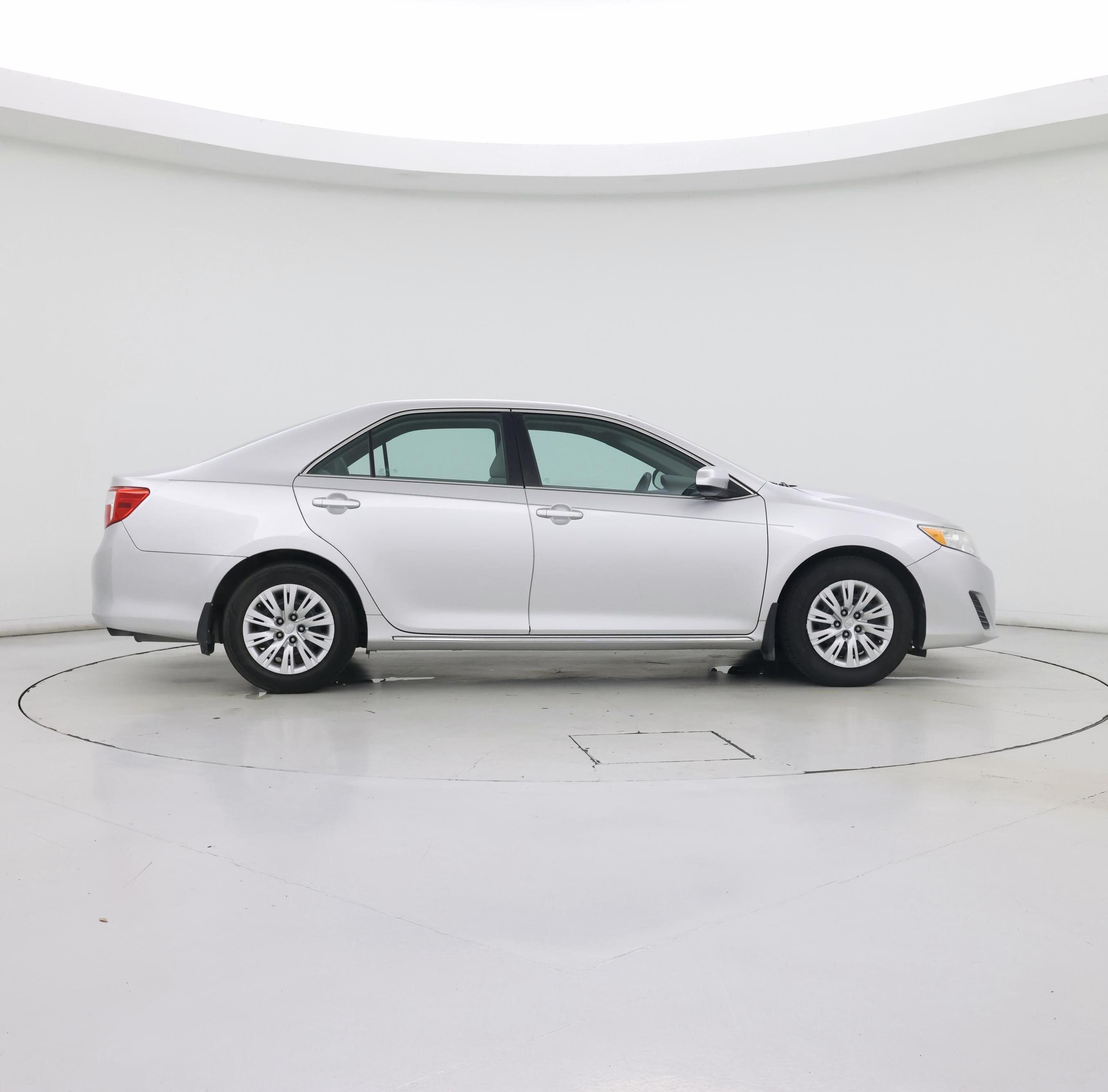 Thumbnail: 2014 Toyota Camry - 7