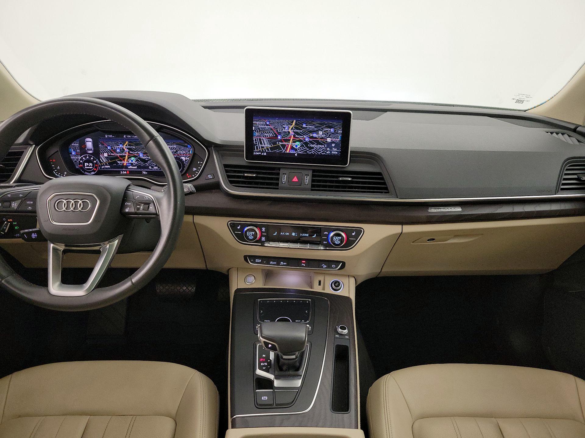Thumbnail: 2020 Audi Q5 - 9