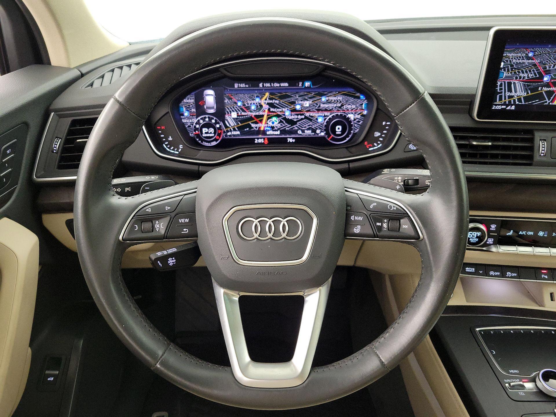 Thumbnail: 2020 Audi Q5 - 10