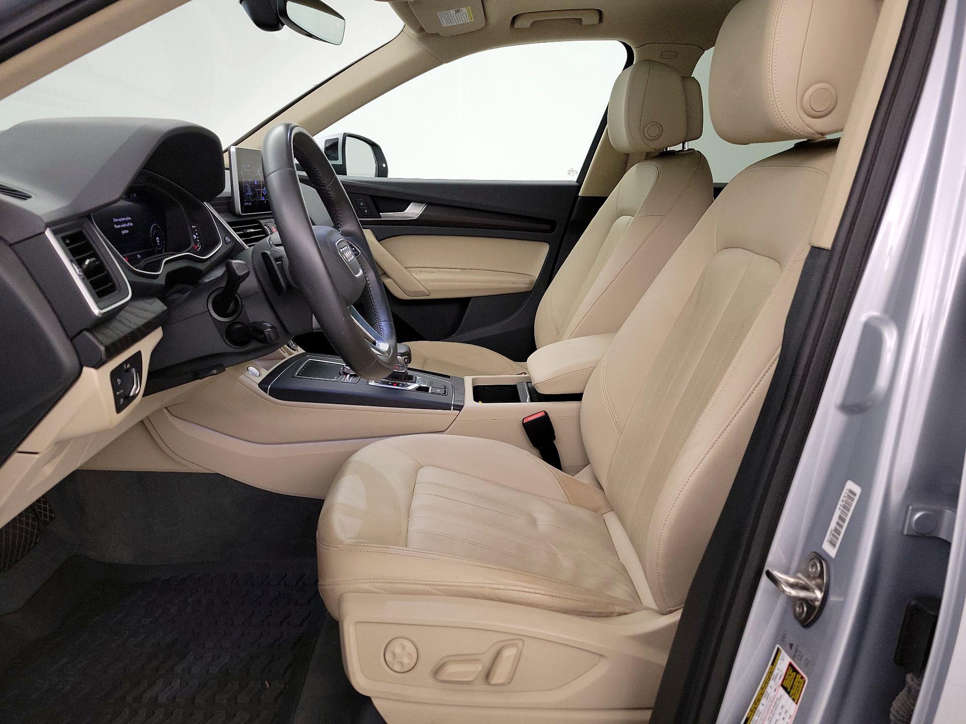 Thumbnail: 2020 Audi Q5 - 11