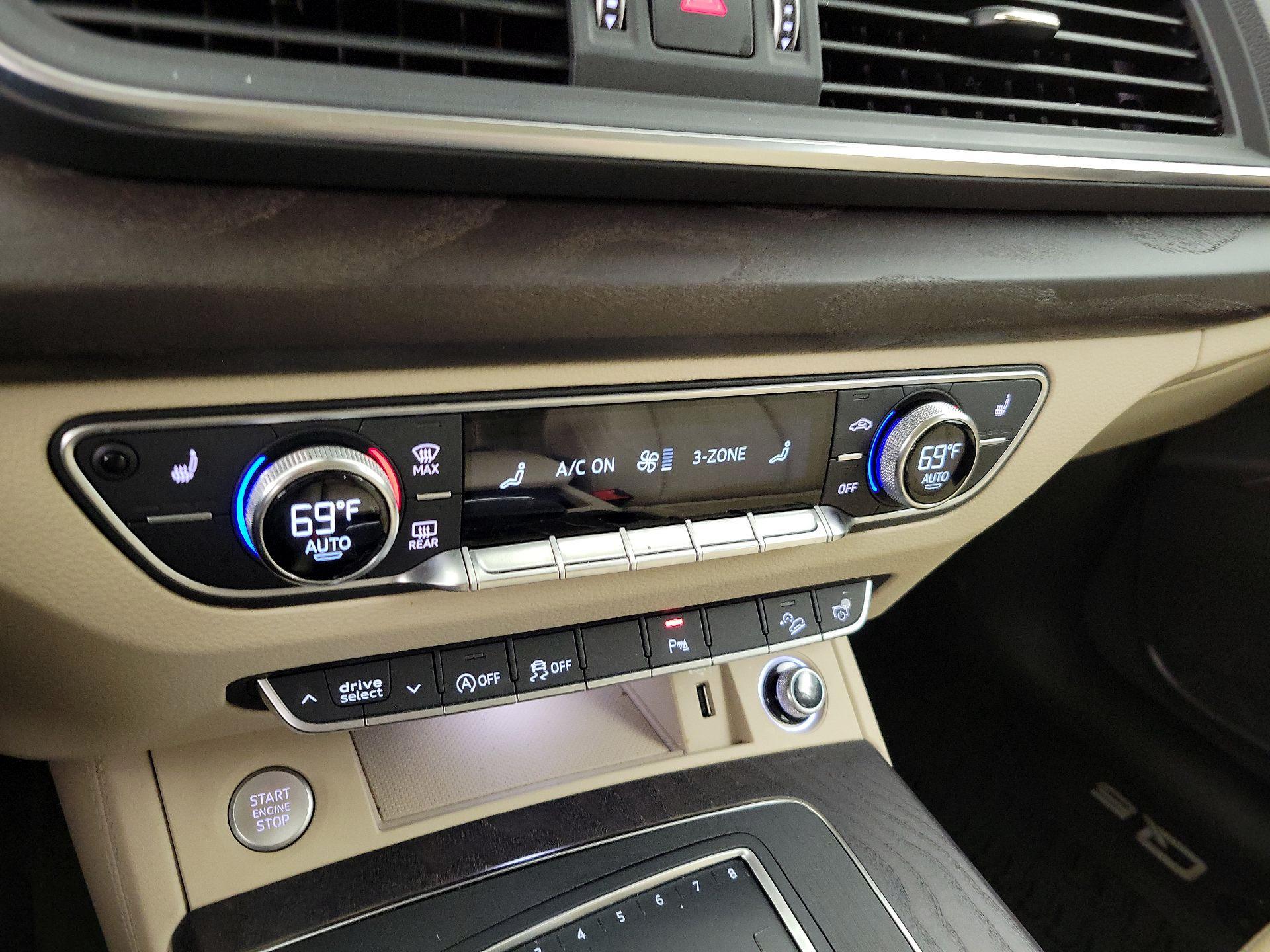 Thumbnail: 2020 Audi Q5 - 17