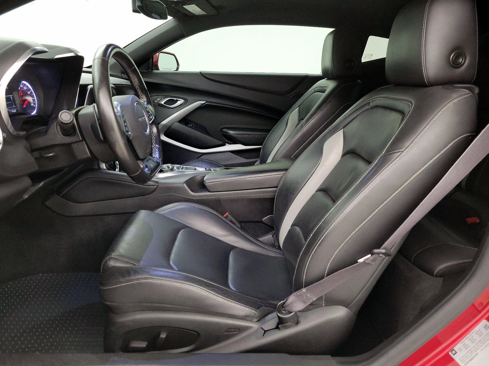Thumbnail: 2016 Chevrolet Camaro - 11
