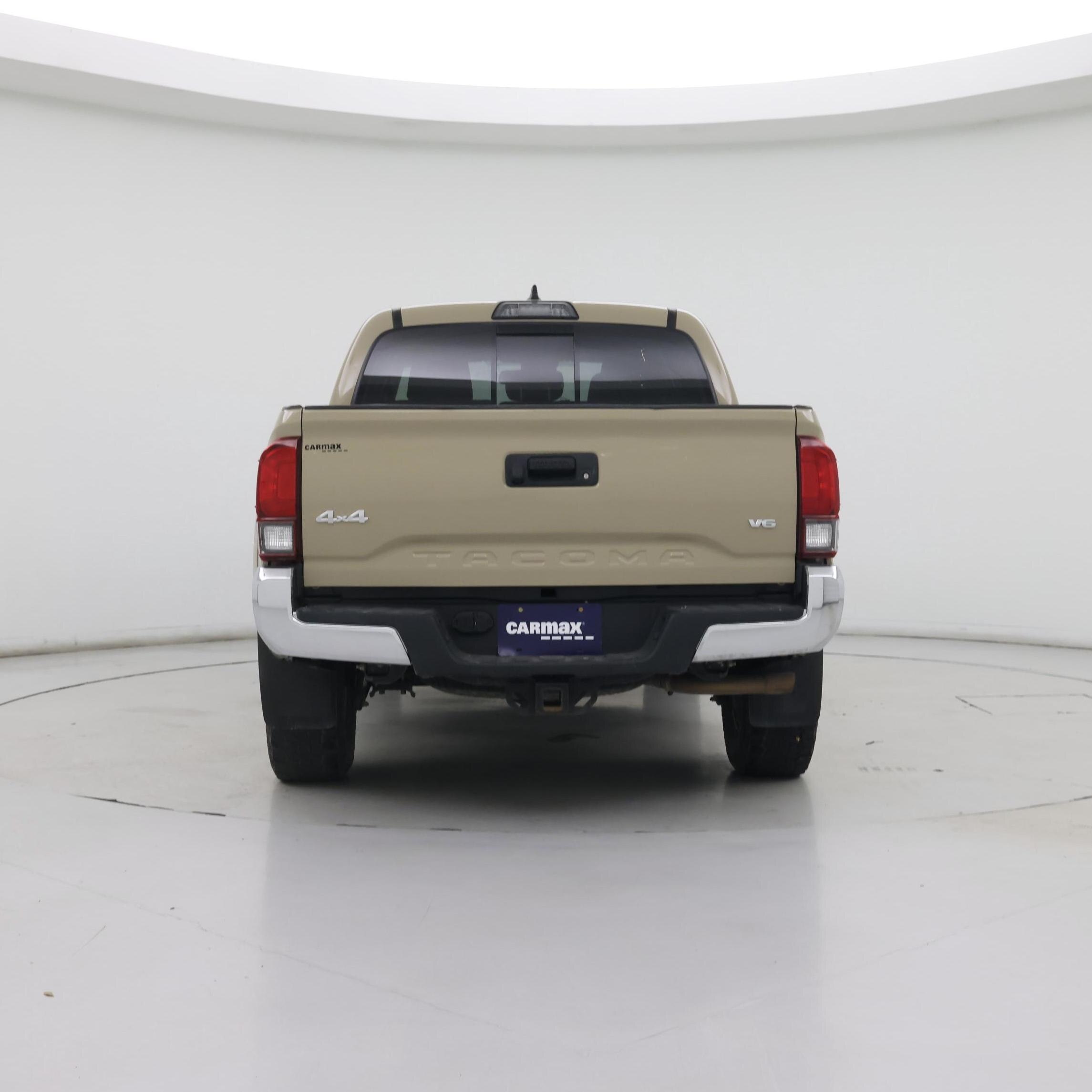 Thumbnail: 2019 Toyota Tacoma - 6