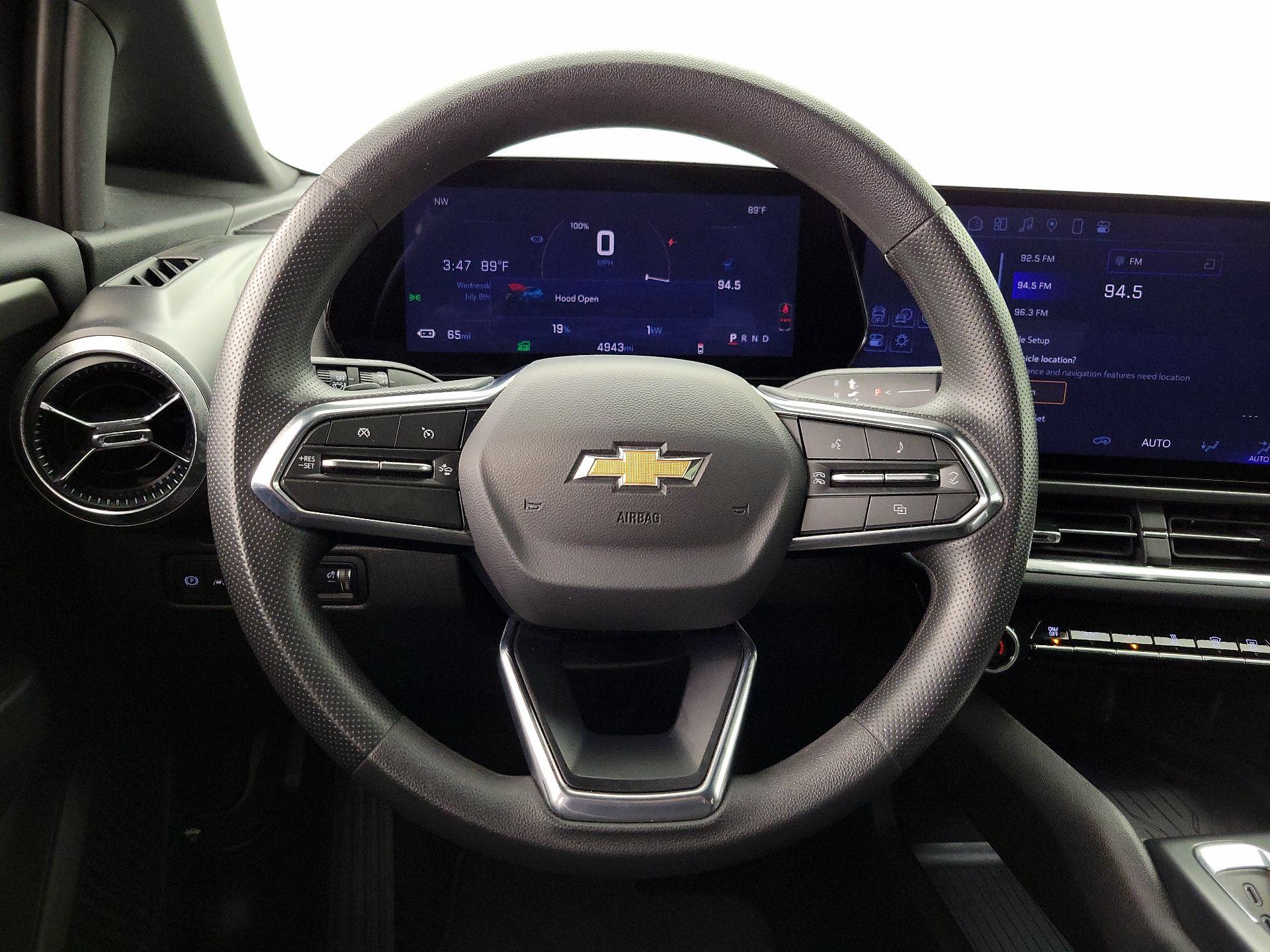 Thumbnail: 2025 Chevrolet Equinox - 10