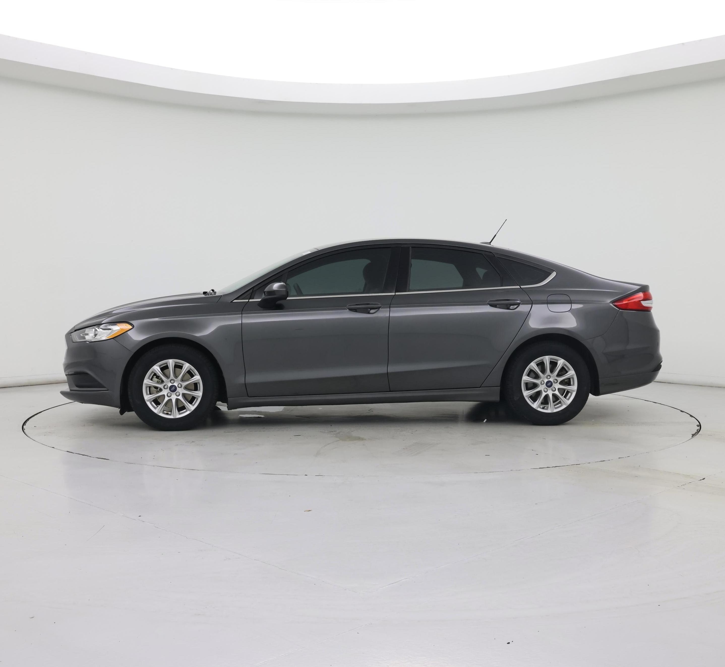 Thumbnail: 2017 Ford Fusion - 3