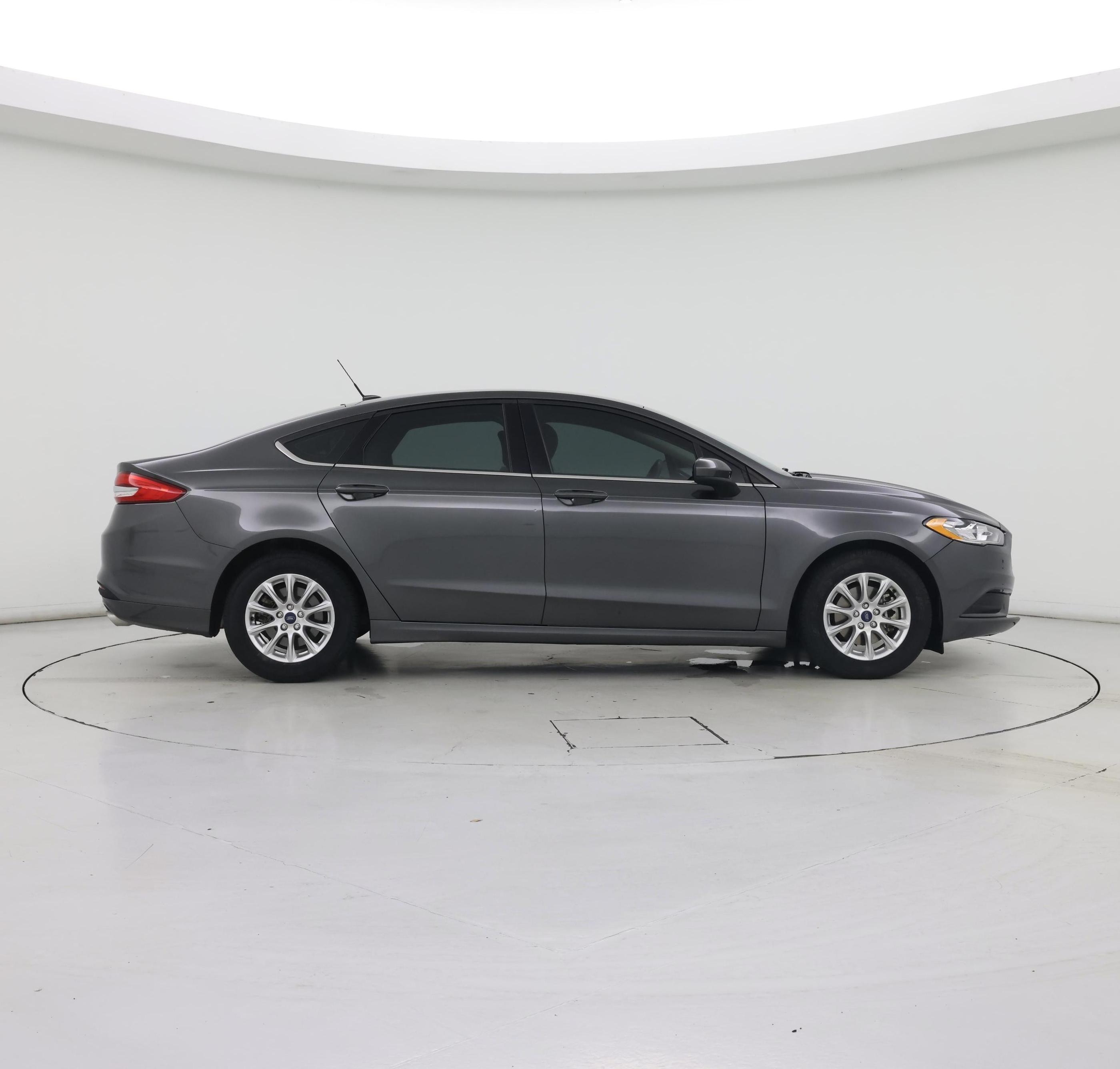 Thumbnail: 2017 Ford Fusion - 7