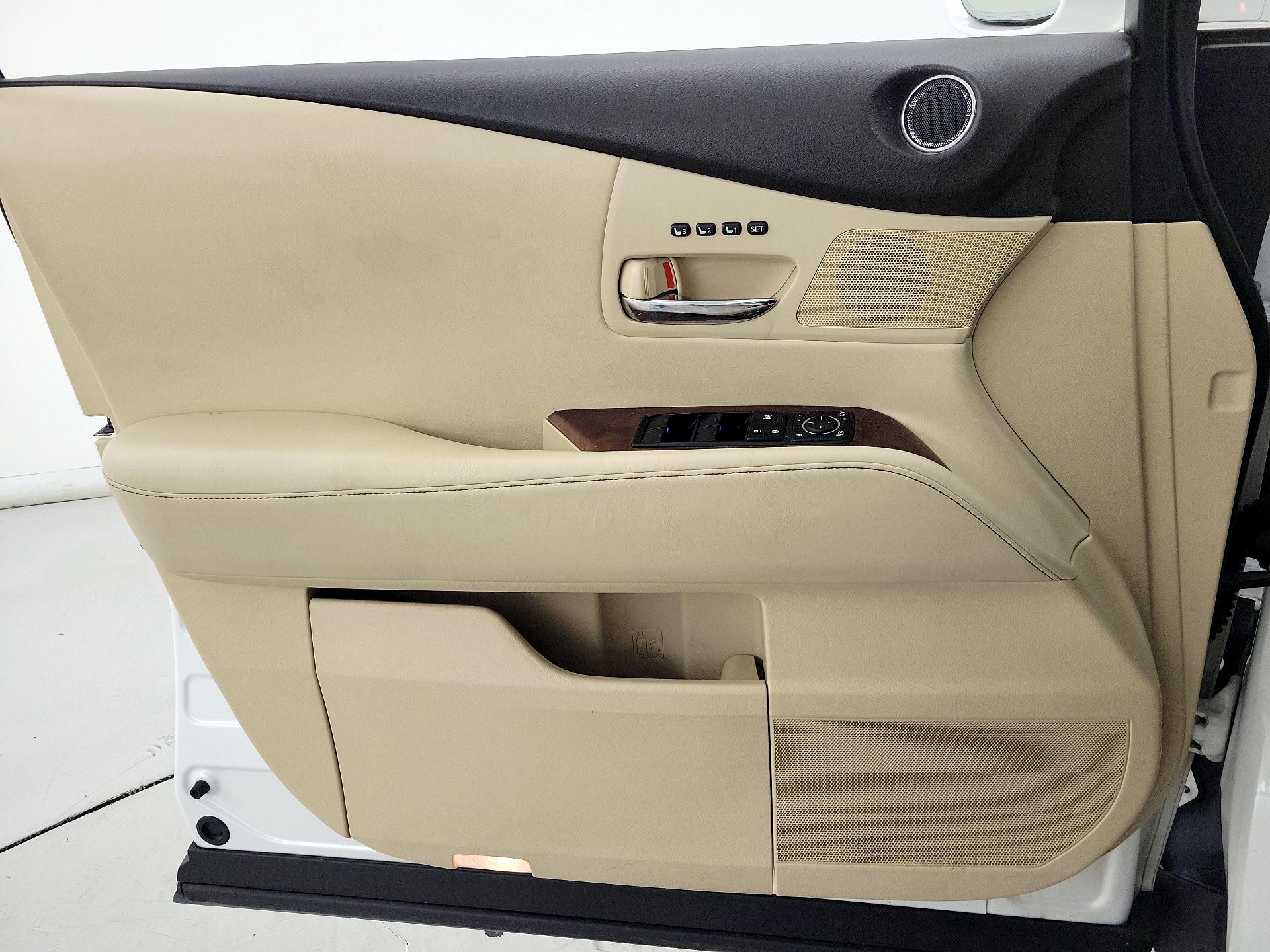 Thumbnail: 2013 Lexus RX - 12