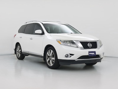 White 2016 Nissan Pathfinder Platinum