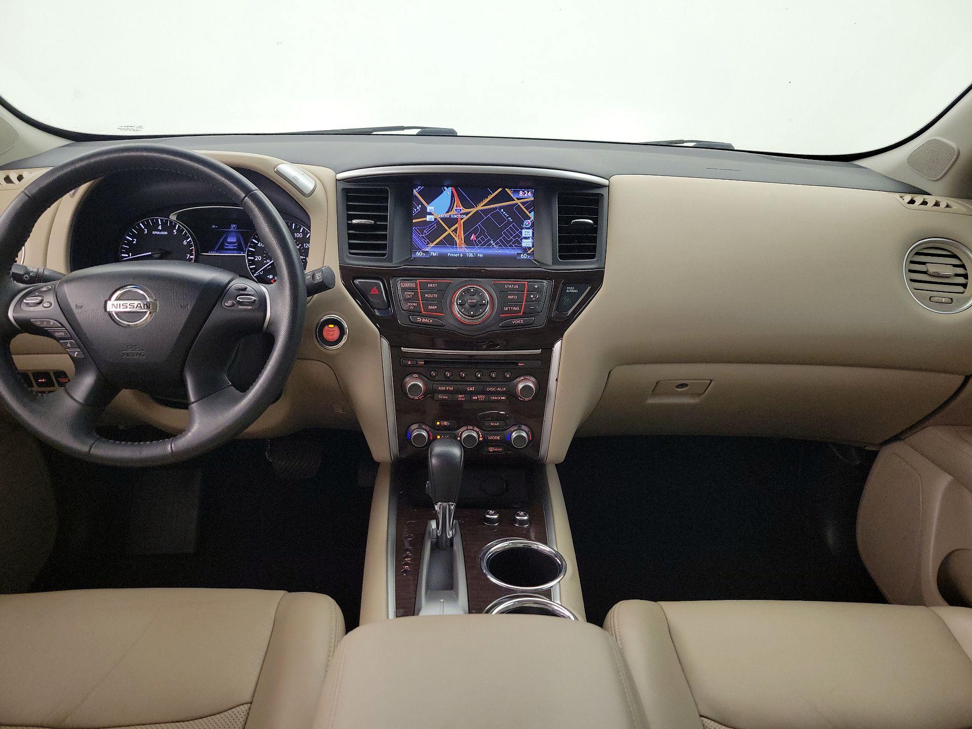 Thumbnail: 2016 Nissan Pathfinder - 9