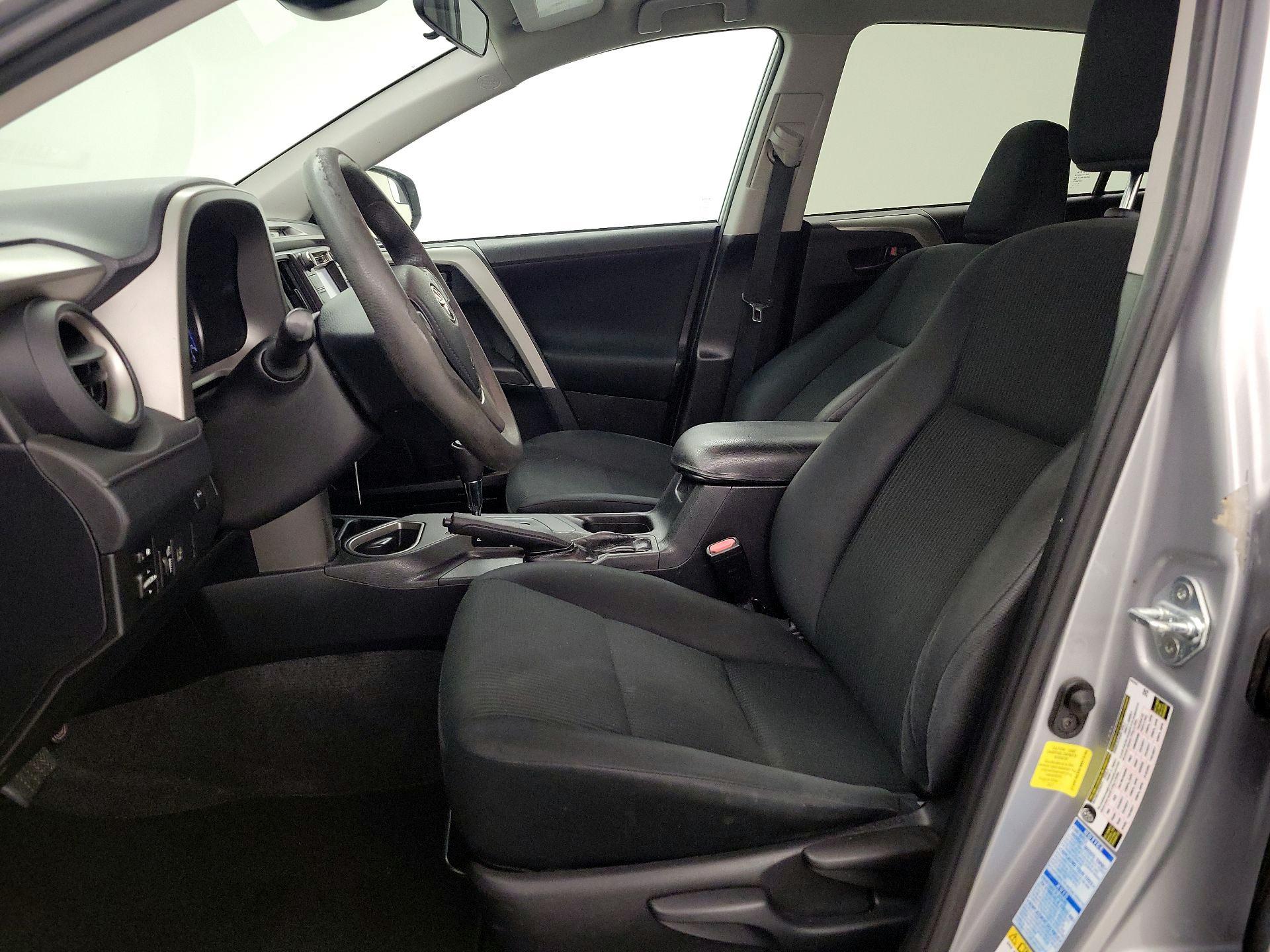 Thumbnail: 2017 Toyota RAV4 - 11