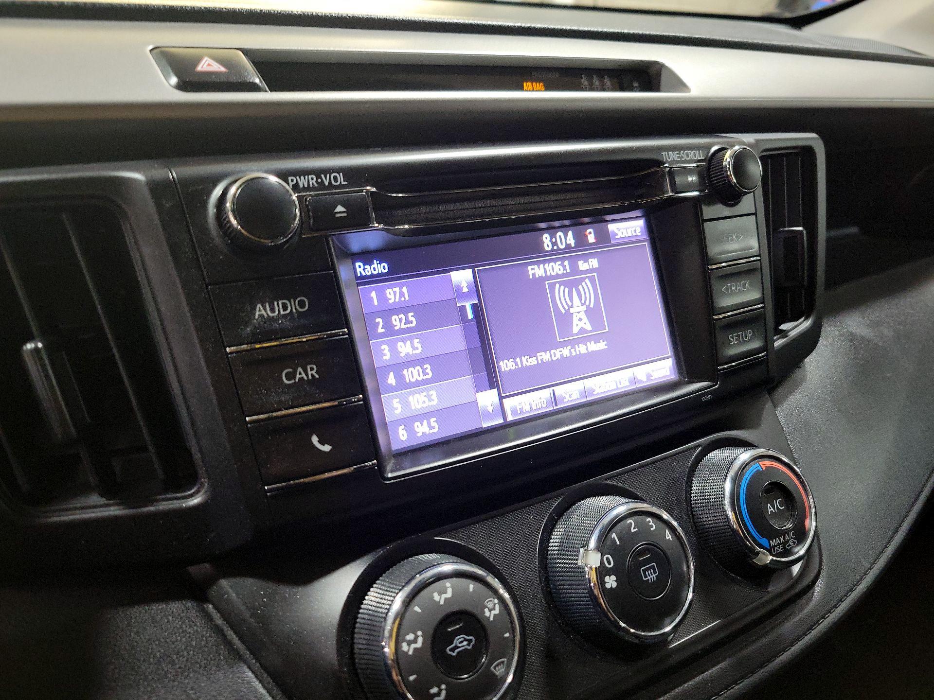 Thumbnail: 2017 Toyota RAV4 - 15