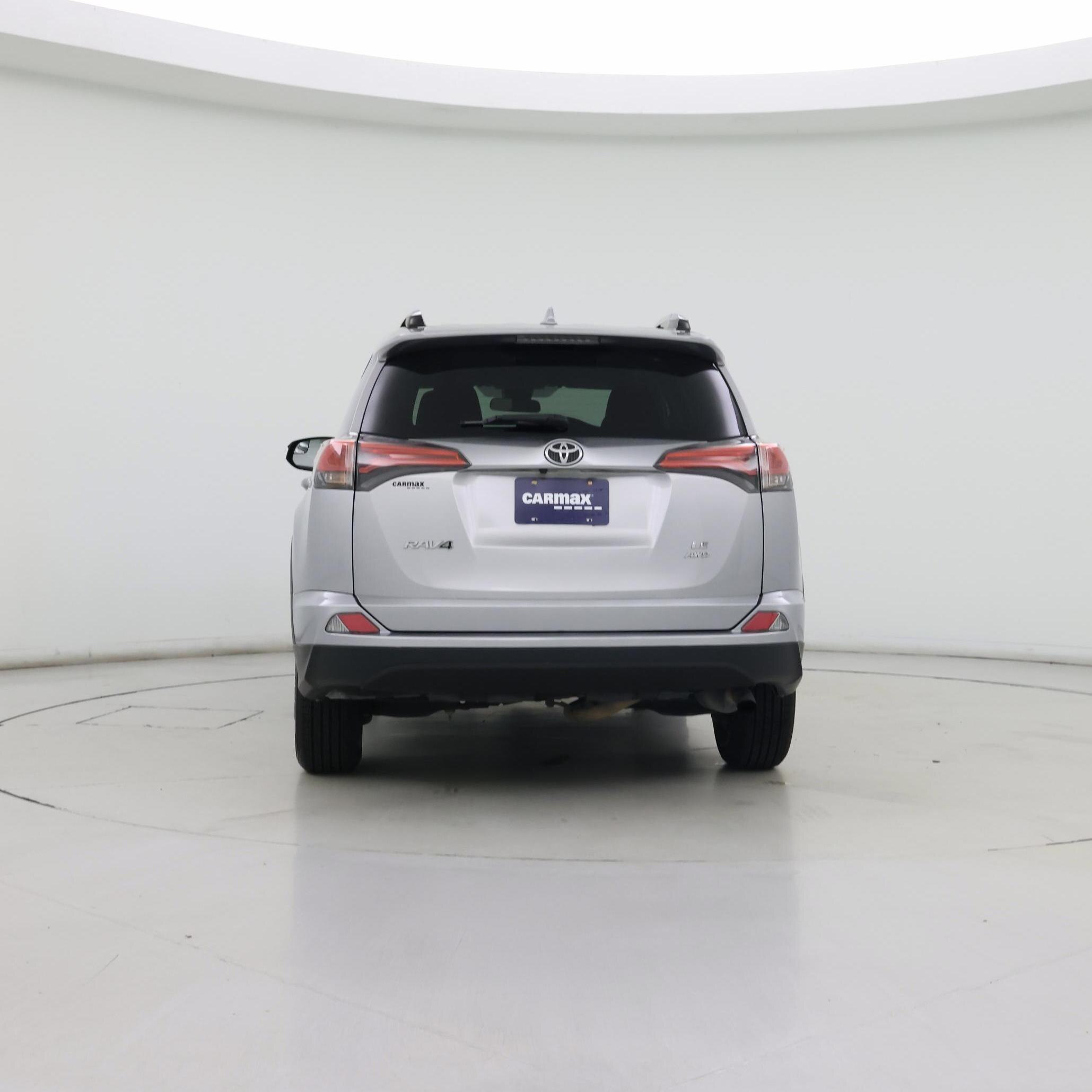 Thumbnail: 2017 Toyota RAV4 - 6