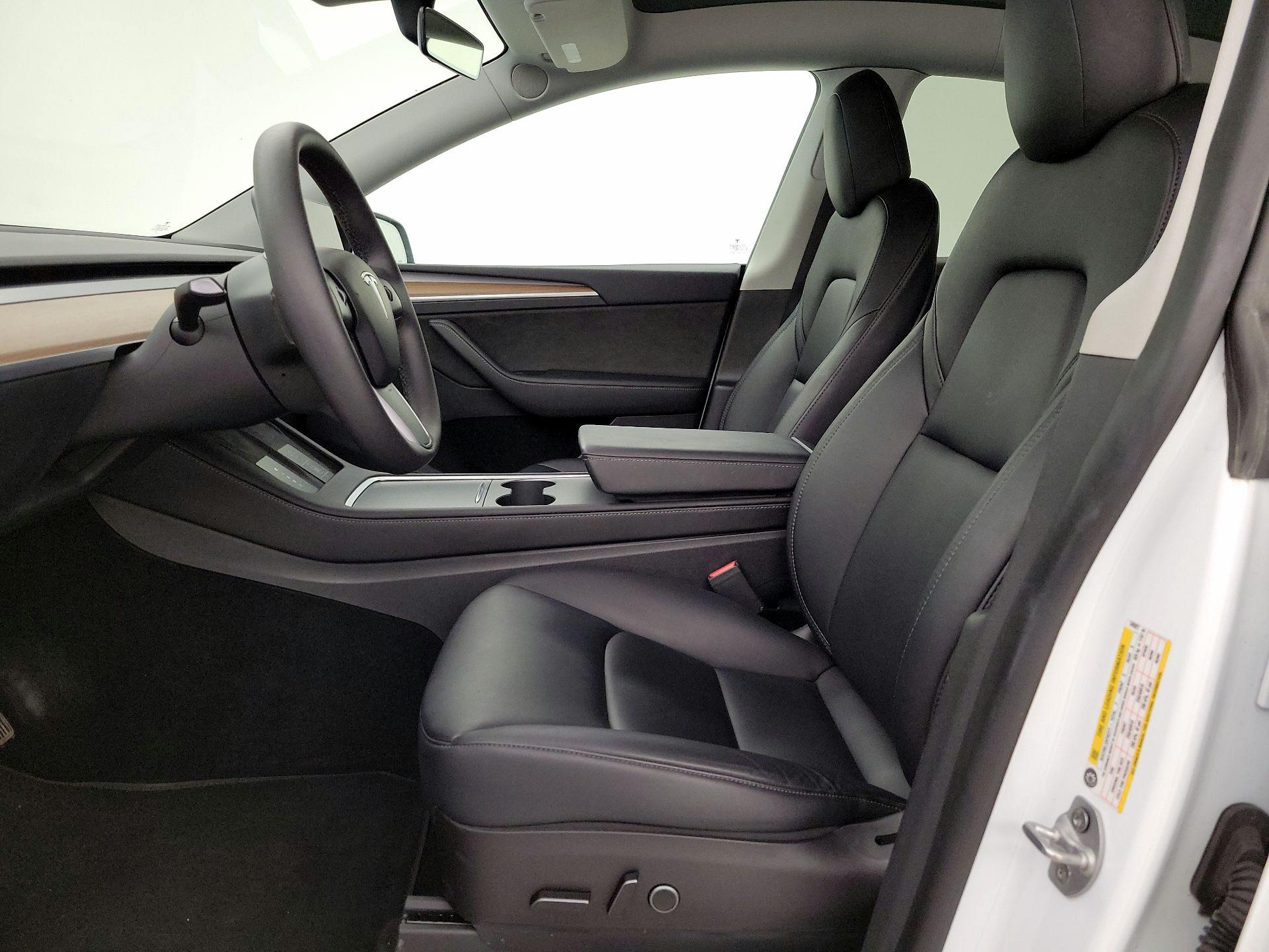 Thumbnail: 2022 Tesla Model Y - 11