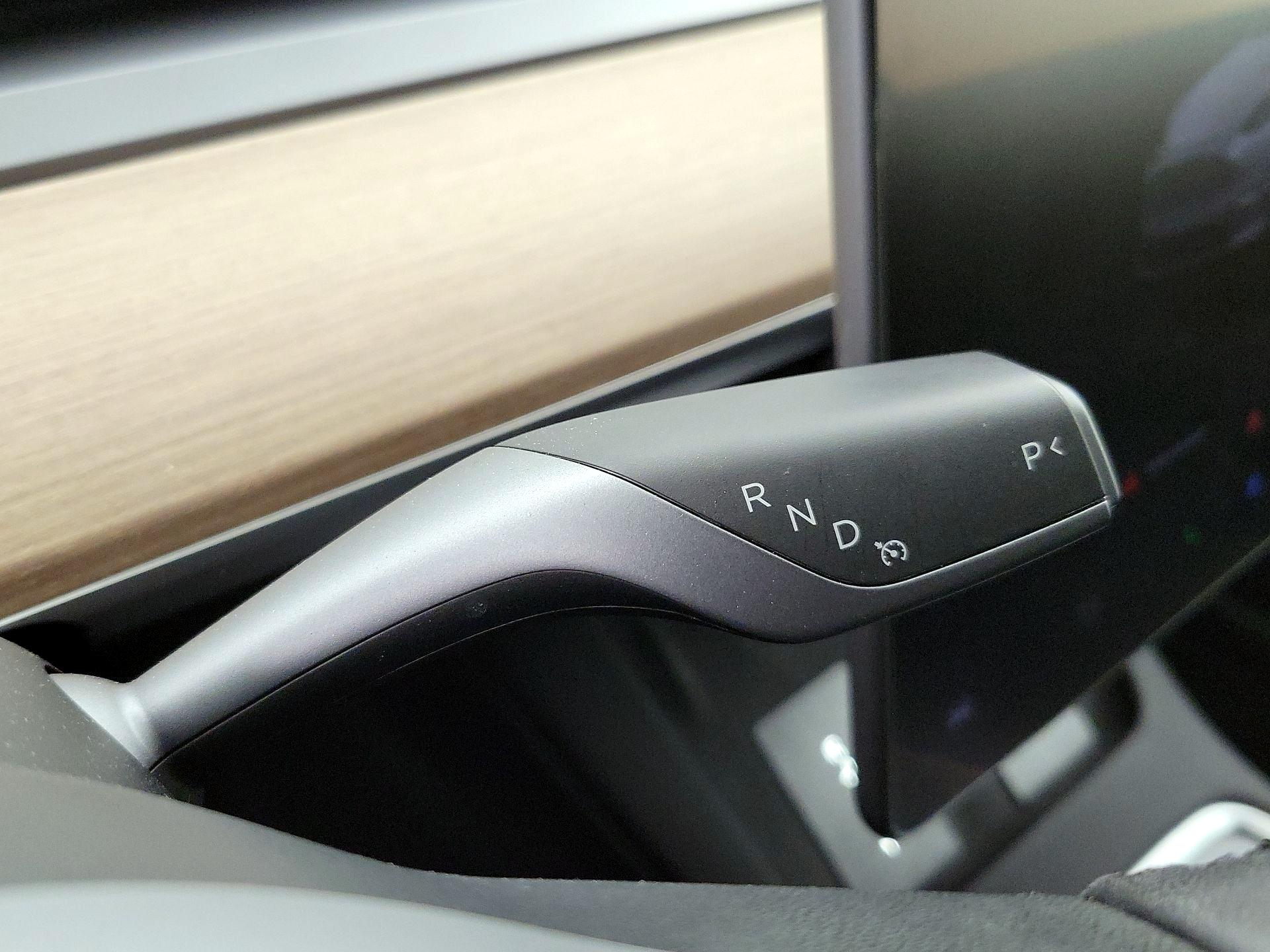 Thumbnail: 2022 Tesla Model Y - 17