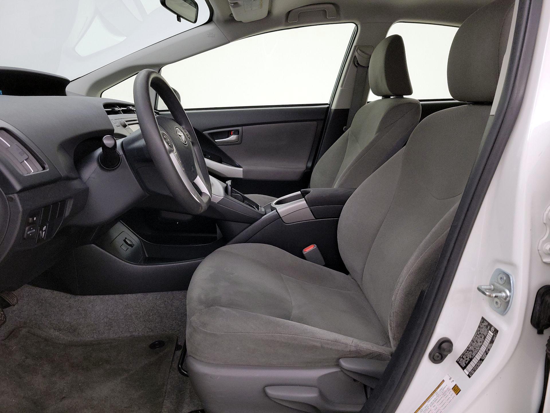 Thumbnail: 2014 Toyota Prius - 11