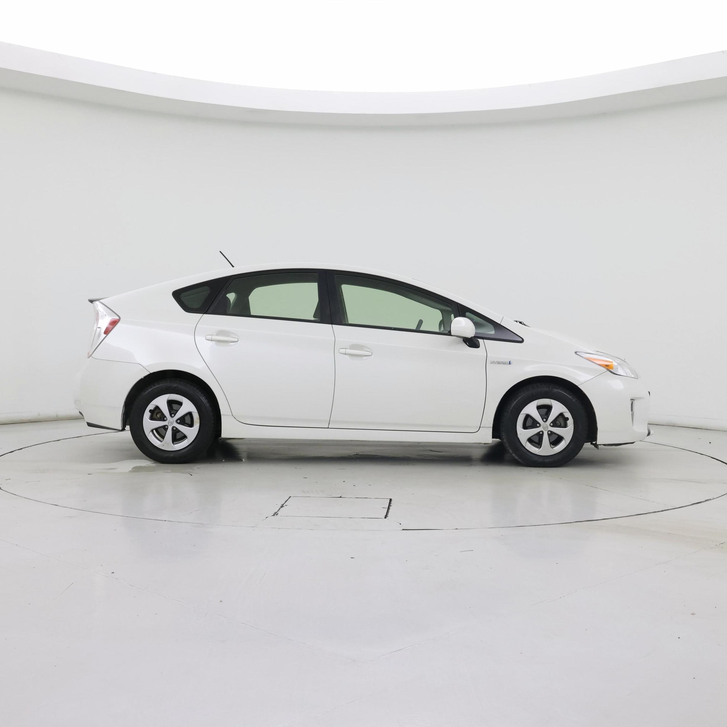 Thumbnail: 2014 Toyota Prius - 7