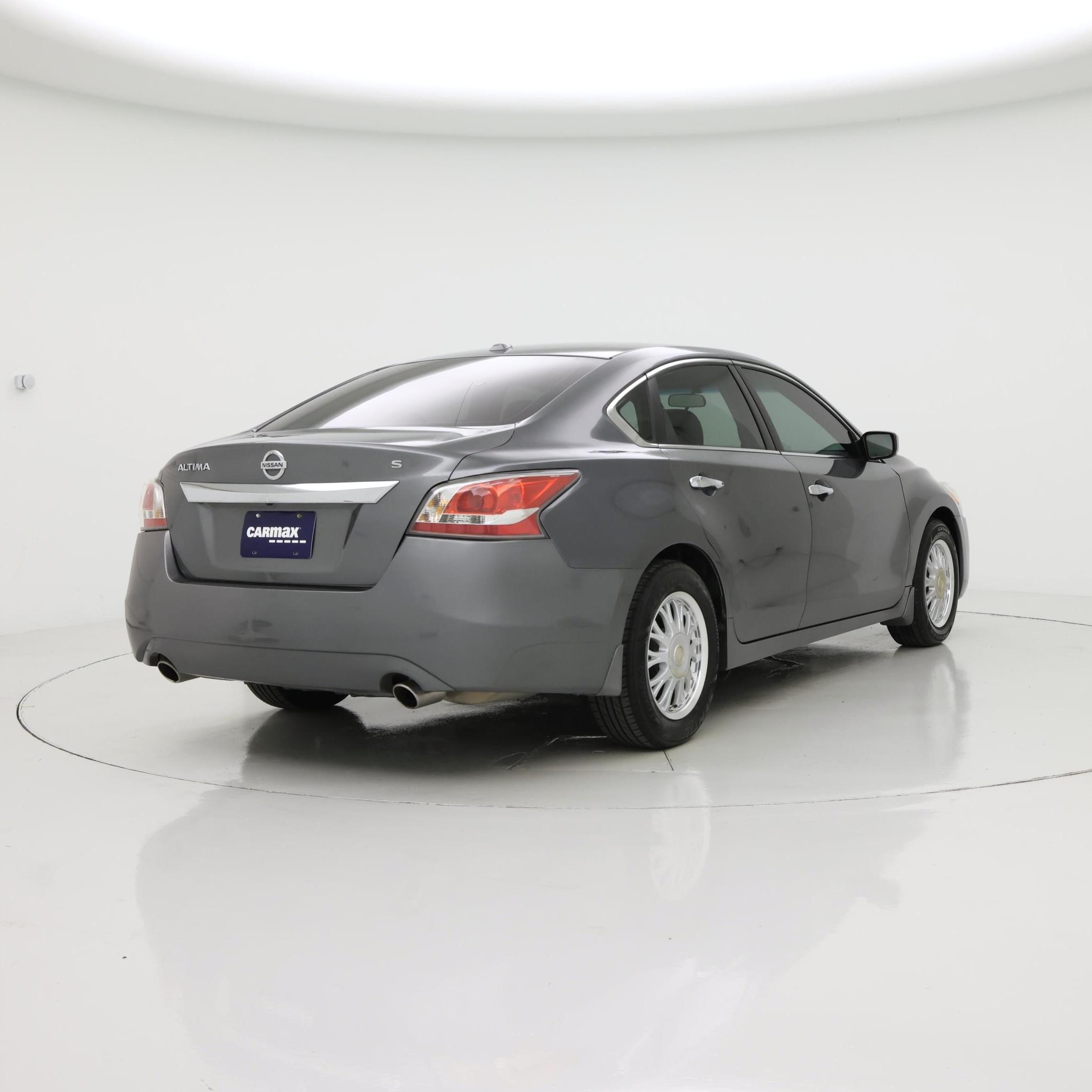 Thumbnail: 2015 Nissan Altima - 8