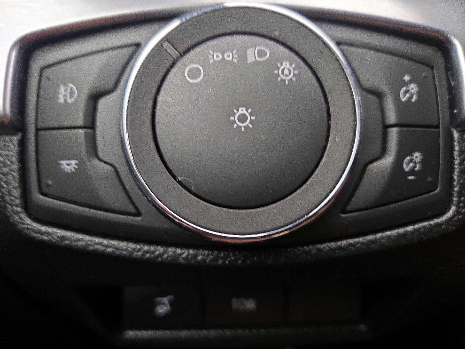 Thumbnail: 2019 Ford Explorer - 13