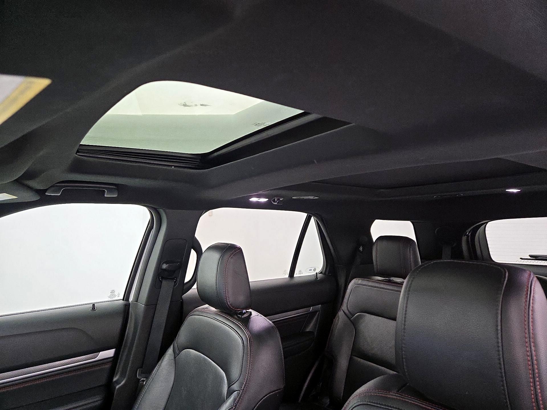 Thumbnail: 2019 Ford Explorer - 20