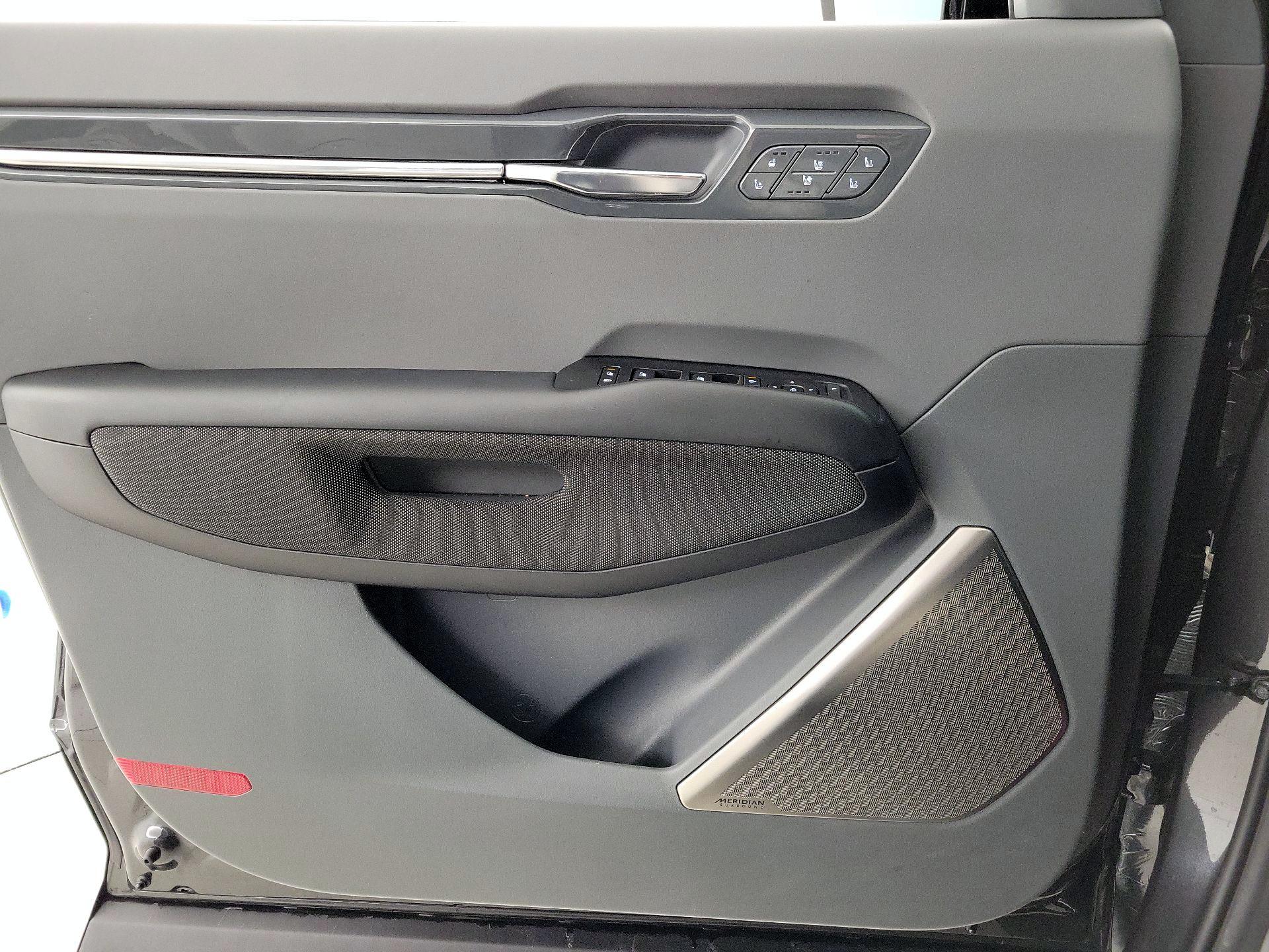 Thumbnail: 2024 Kia EV9 - 12