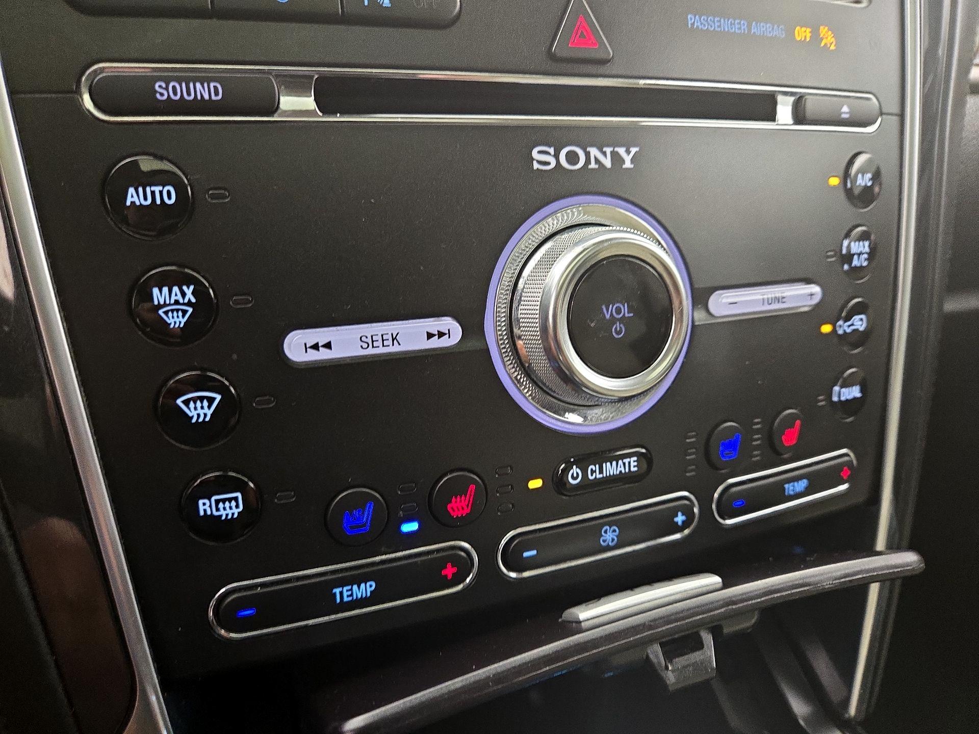 Thumbnail: 2018 Ford Explorer - 17