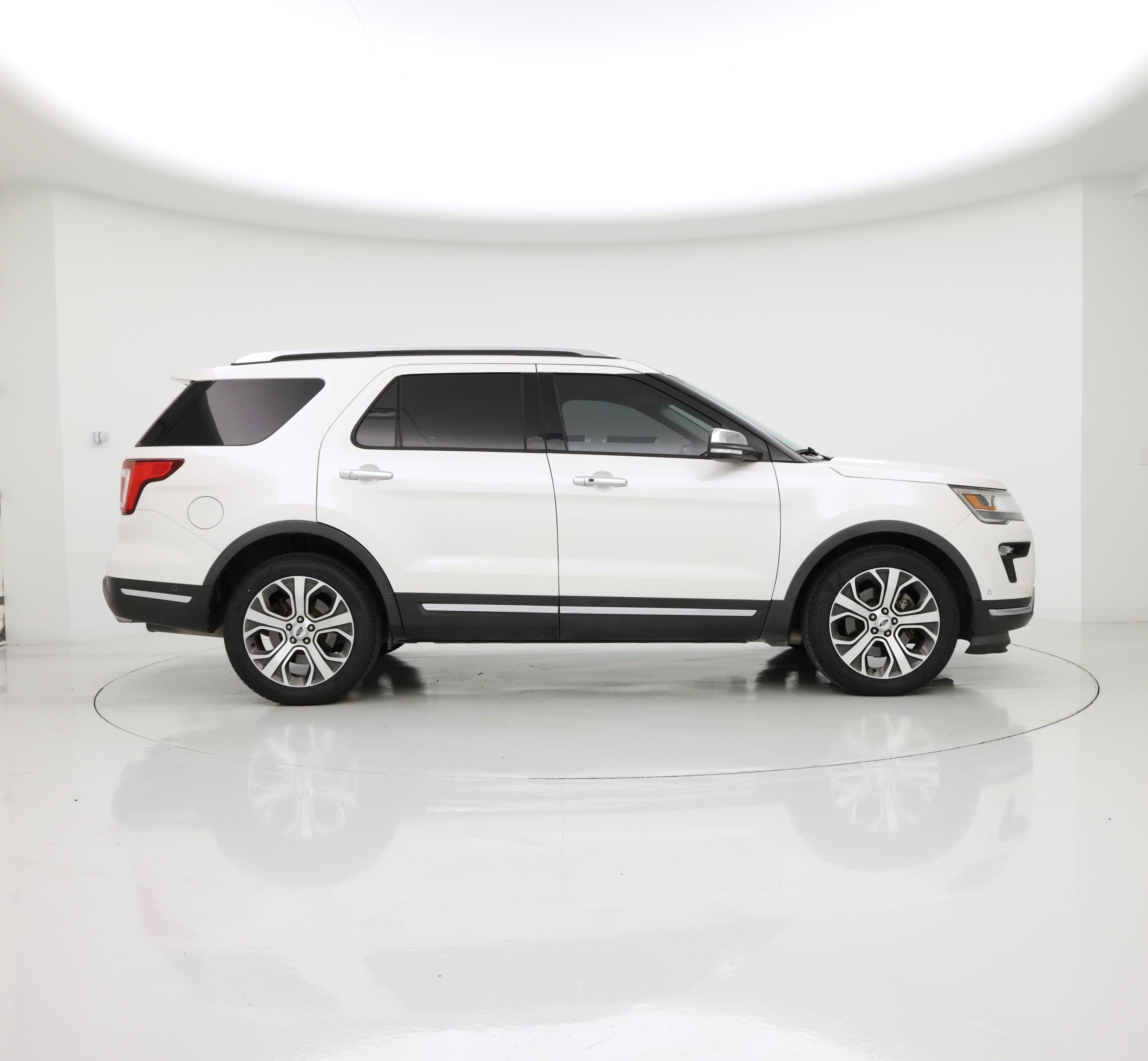 Thumbnail: 2018 Ford Explorer - 7