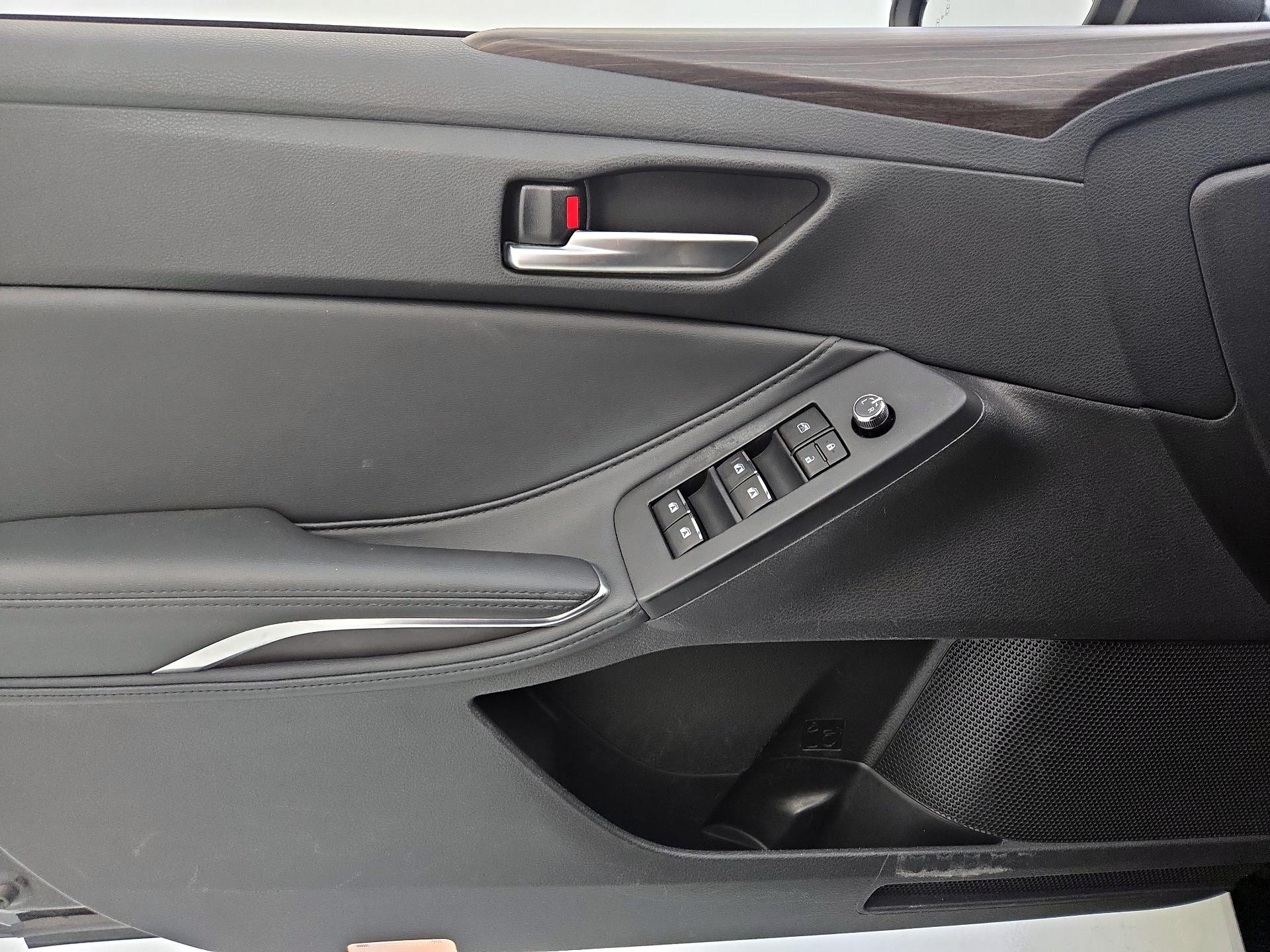 Thumbnail: 2019 Toyota Avalon - 12