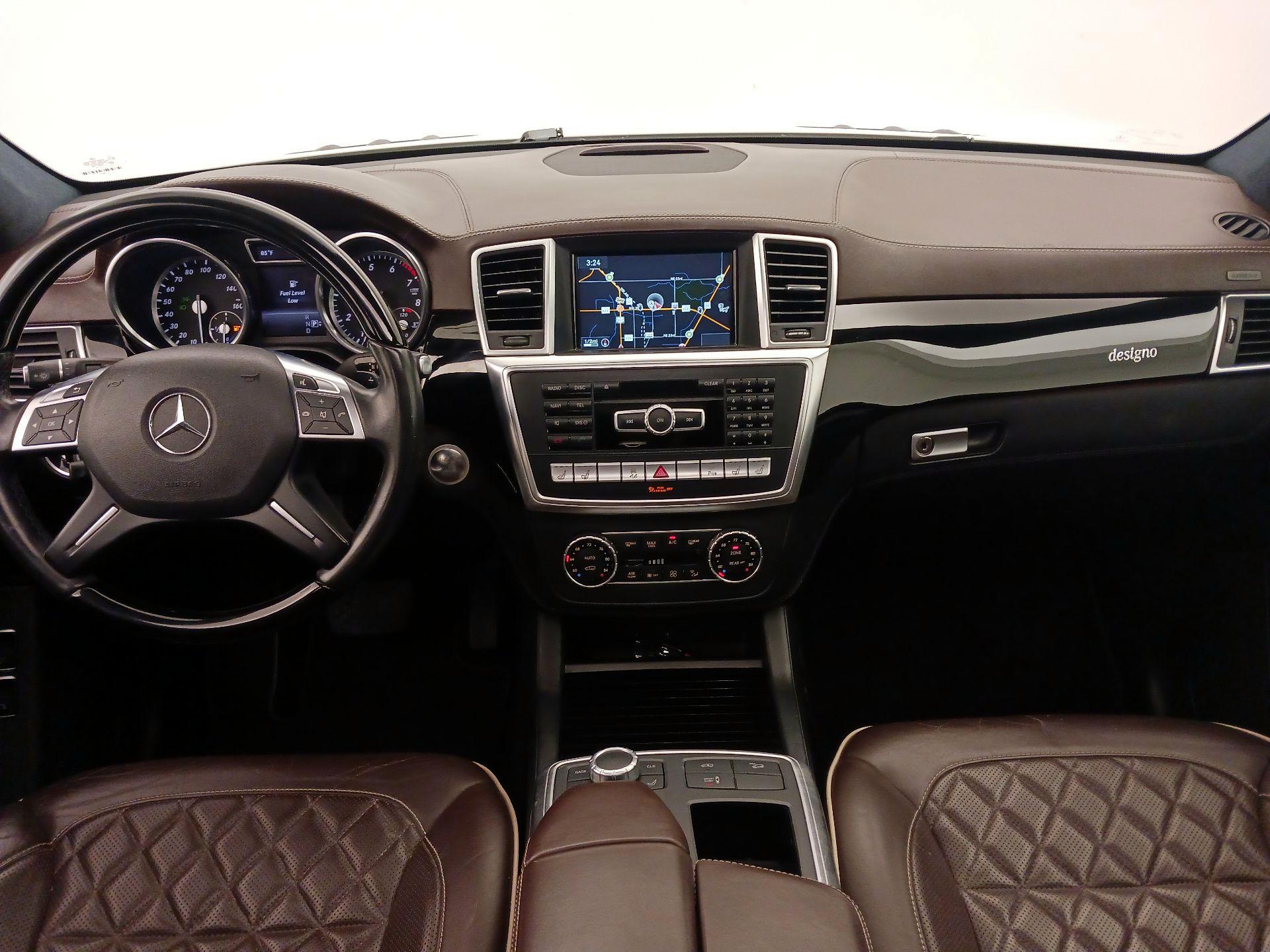Thumbnail: 2015 Mercedes-Benz GL-Class - 9
