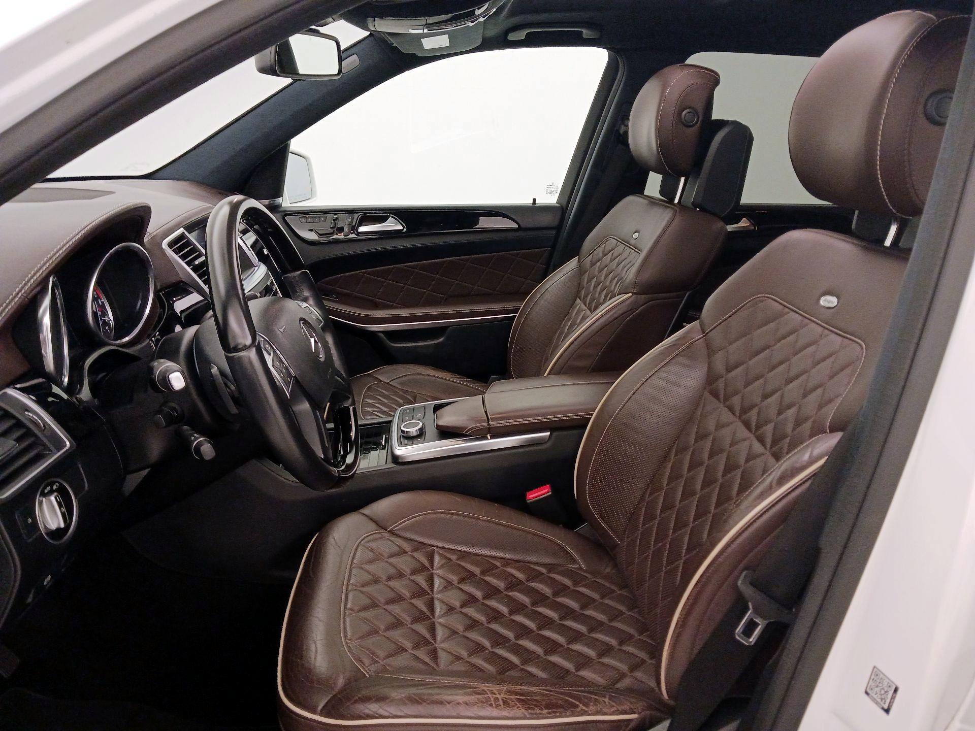Thumbnail: 2015 Mercedes-Benz GL-Class - 11