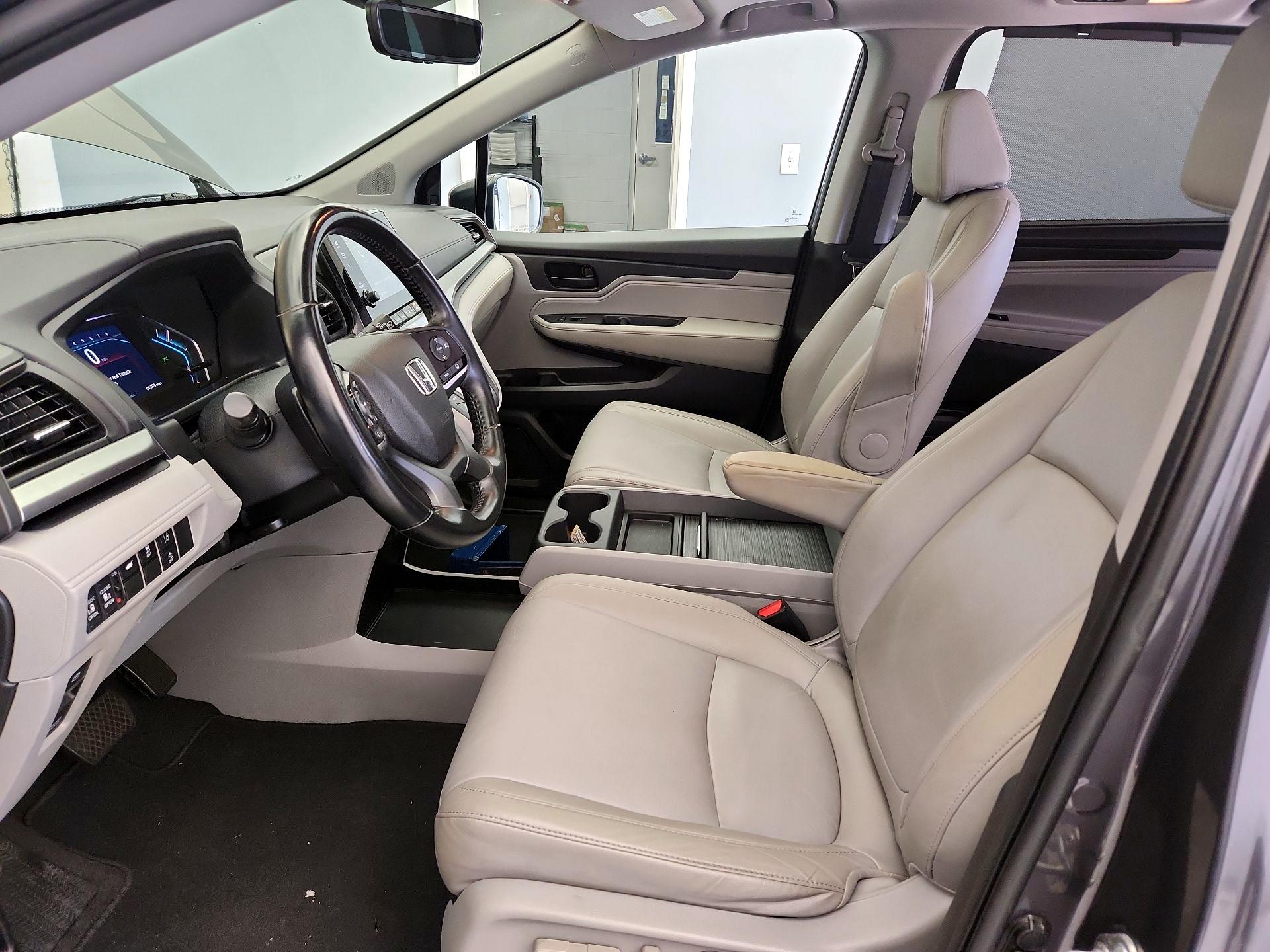 Thumbnail: 2019 Honda Odyssey - 11