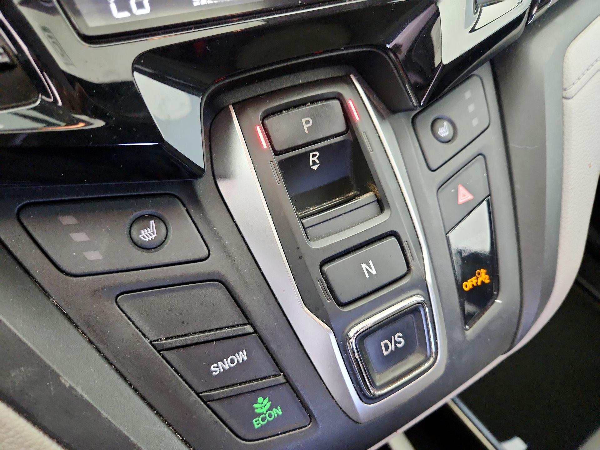 Thumbnail: 2019 Honda Odyssey - 17