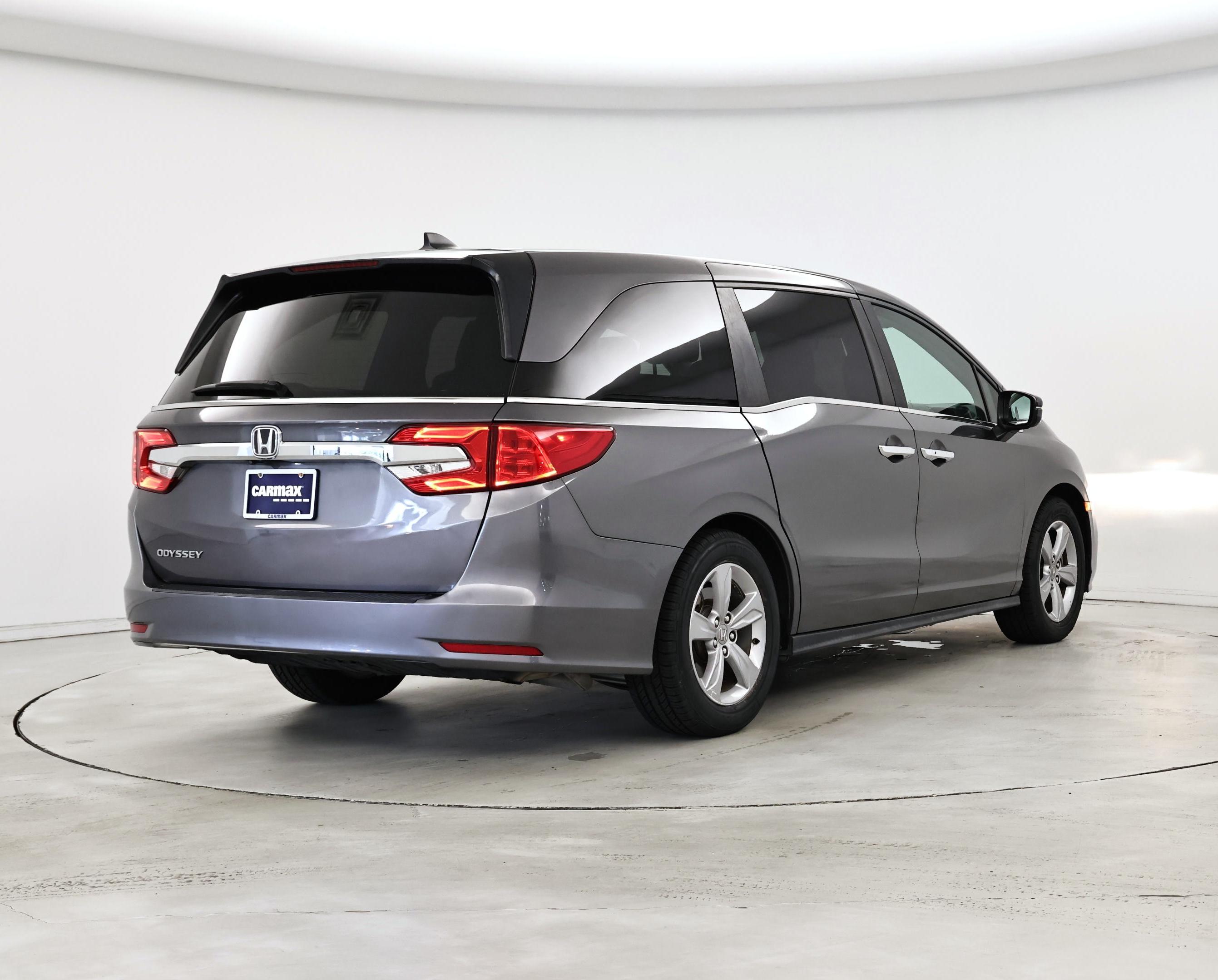 Thumbnail: 2019 Honda Odyssey - 8