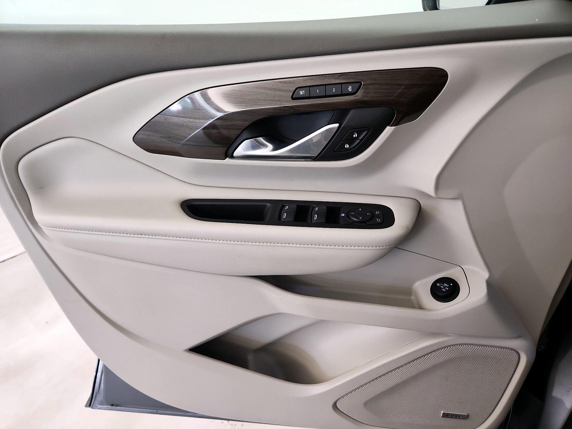 Thumbnail: 2020 GMC Terrain - 12