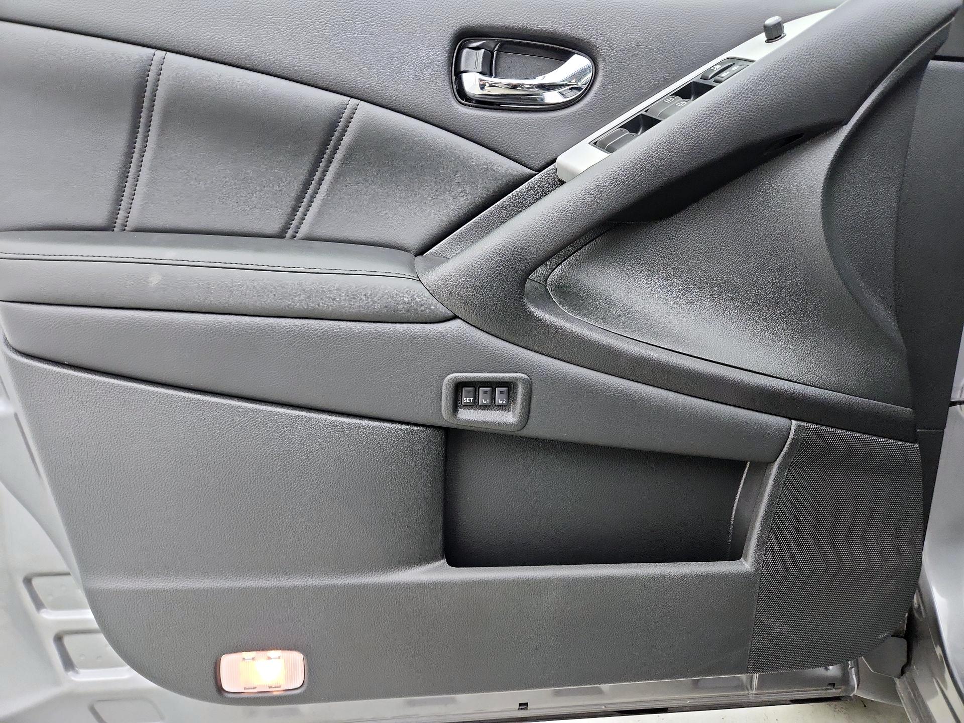 Thumbnail: 2013 Nissan Murano - 12