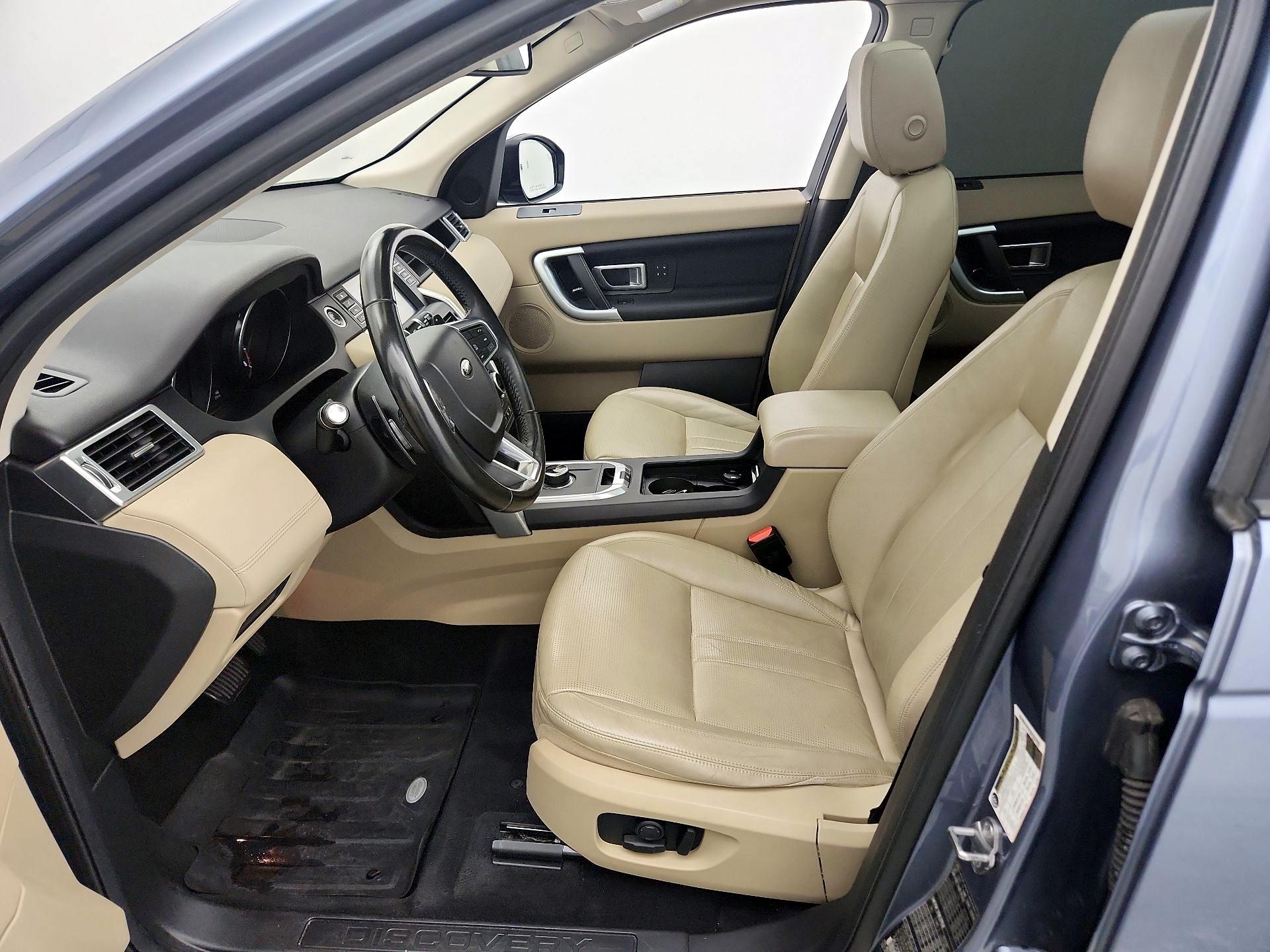 Thumbnail: 2018 Land Rover Discovery Sport - 11
