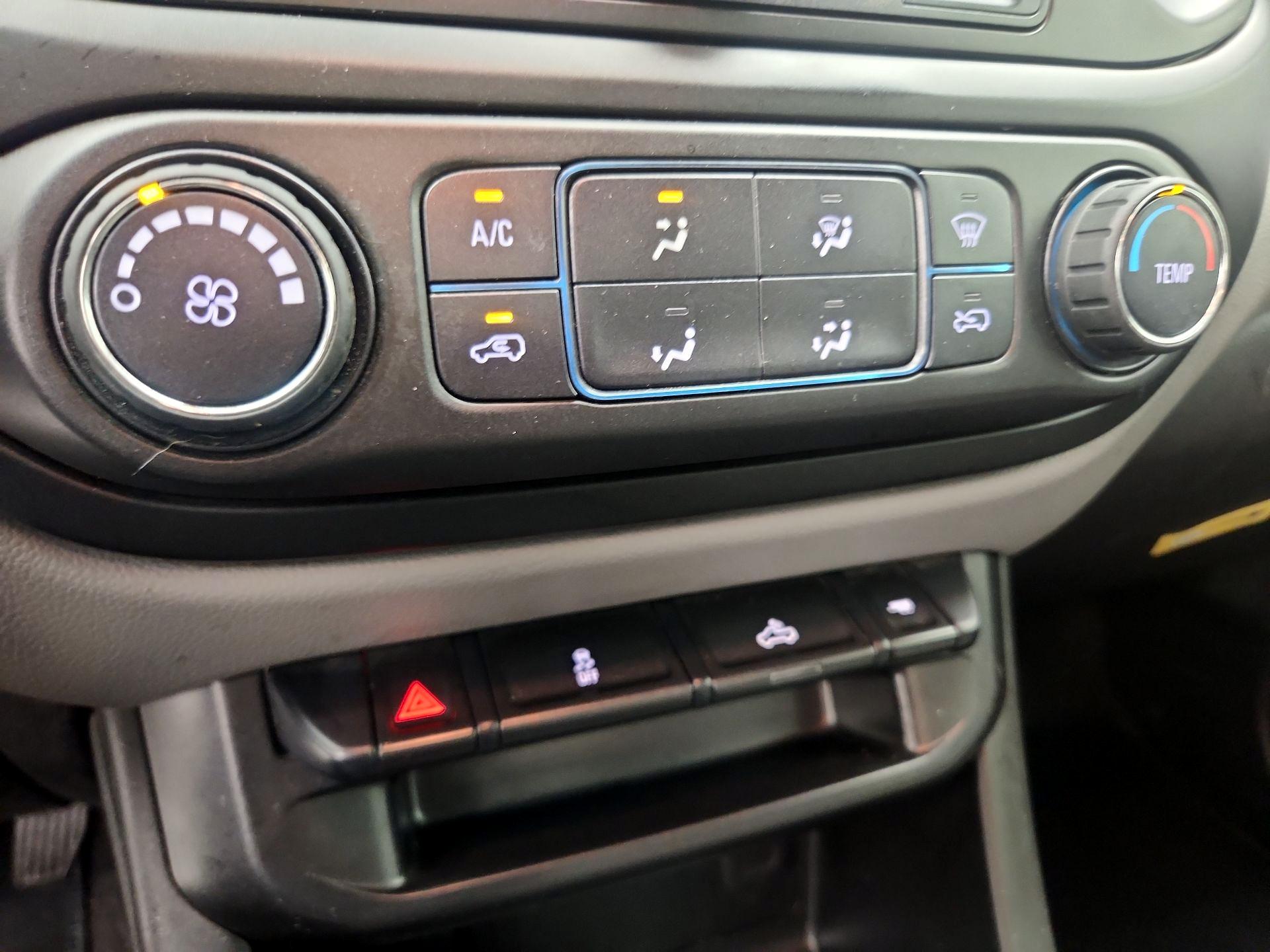 Thumbnail: 2021 Chevrolet Colorado - 16