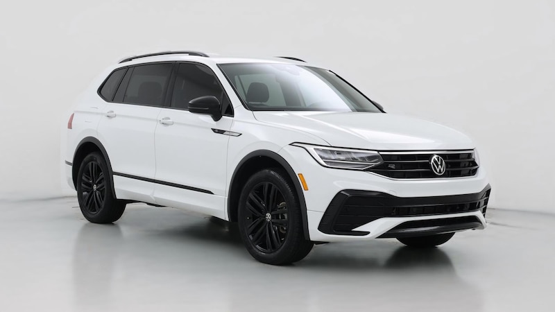 2022 Volkswagen Tiguan SE R-Line Black Hero Image