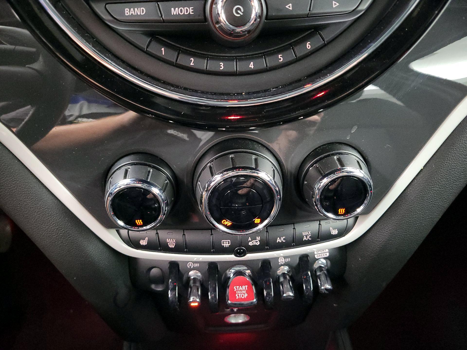 Thumbnail: 2019 MINI Cooper Countryman - 16