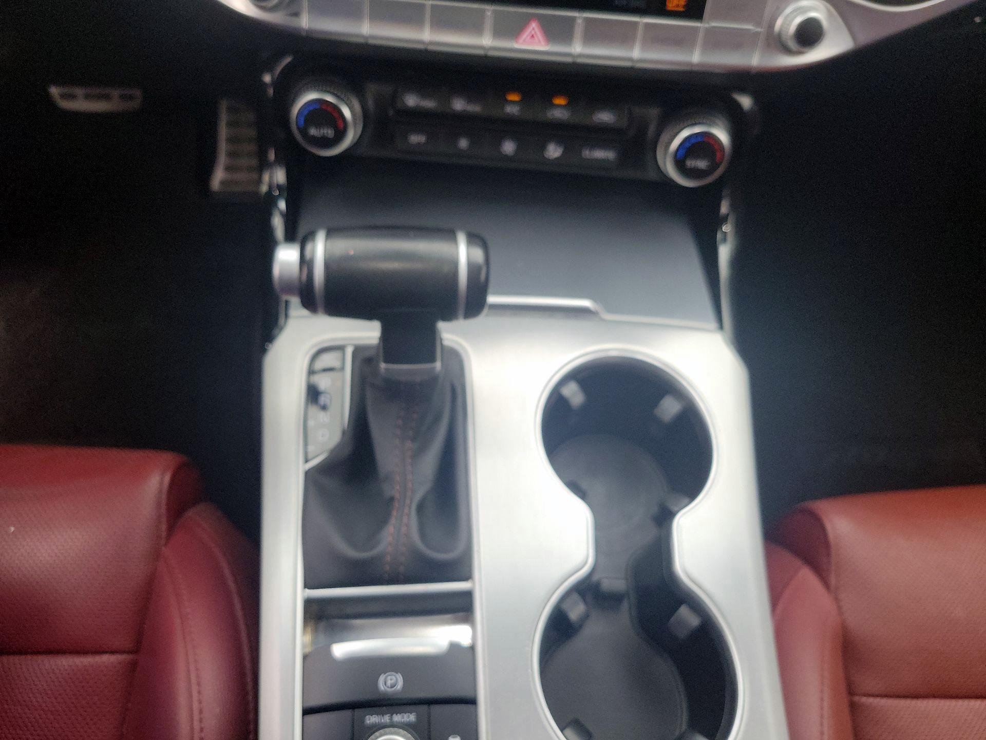 Thumbnail: 2020 Kia Stinger - 17