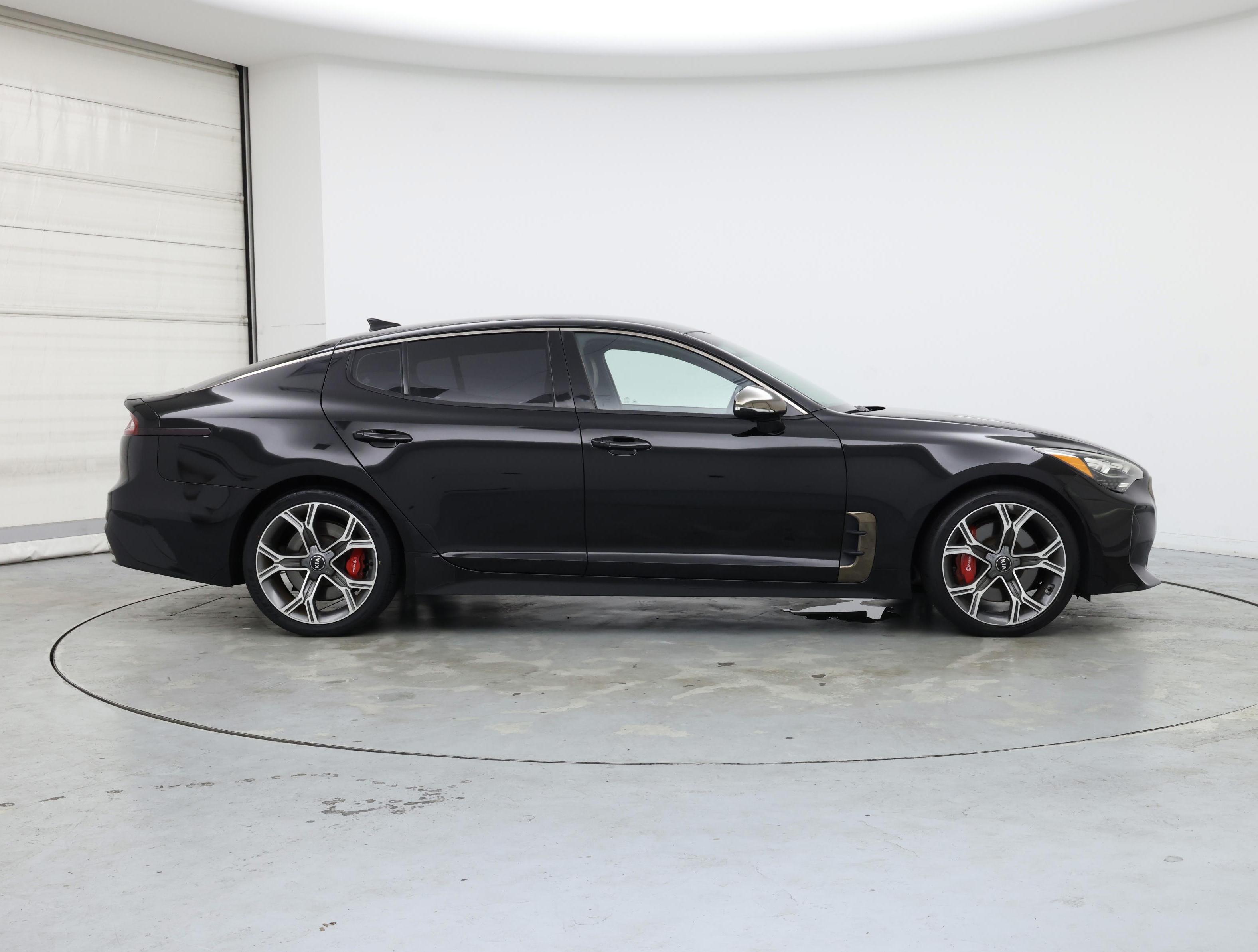 Thumbnail: 2020 Kia Stinger - 7