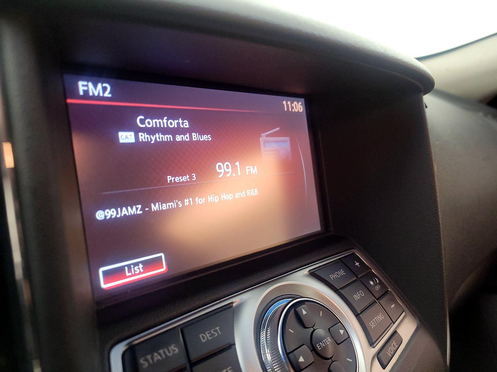 Thumbnail: 2014 Nissan Maxima - 16