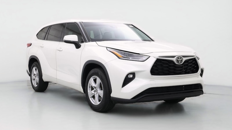 2021 Toyota Highlander LE Hero Image