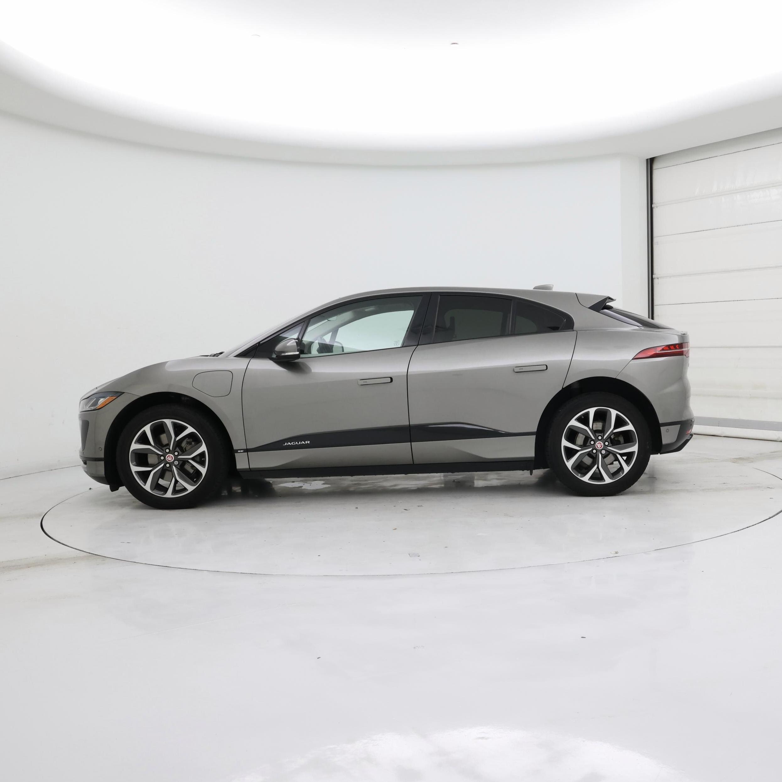 Thumbnail: 2020 Jaguar I-Pace - 3