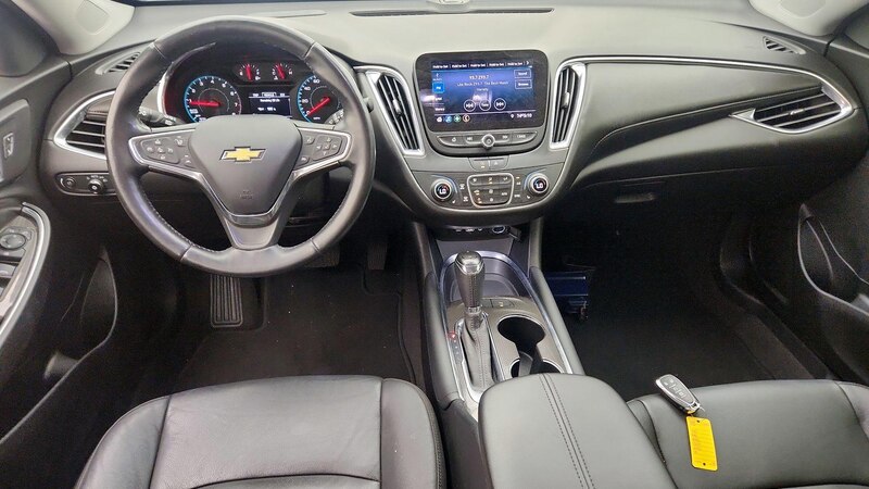 2020 Chevrolet Malibu LT 9
