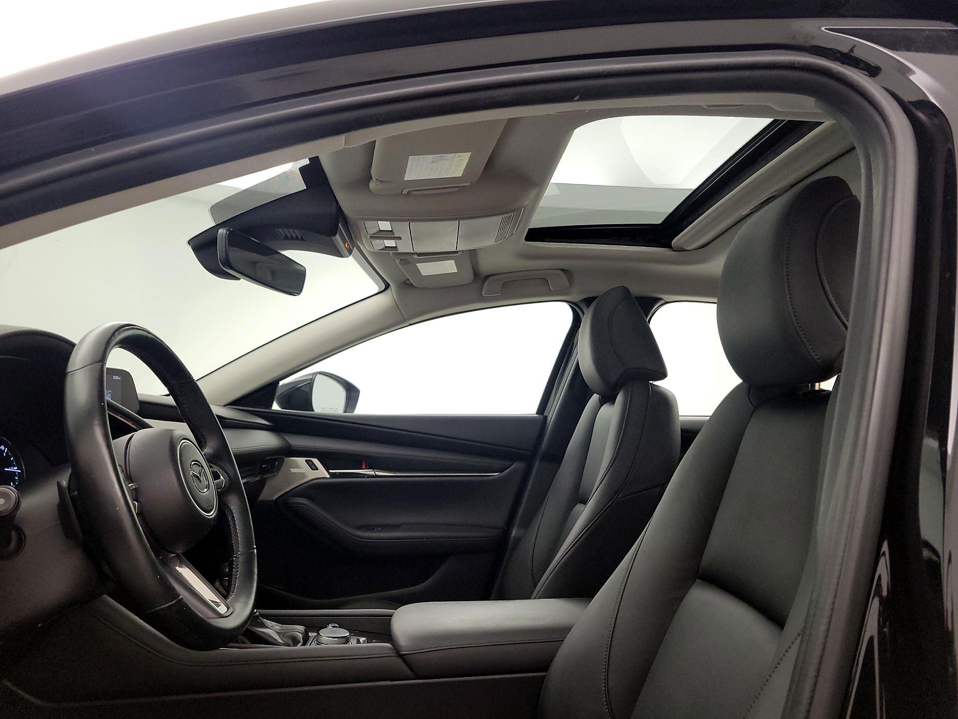 Thumbnail: 2021 Mazda Mazda3 - 19
