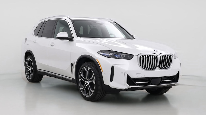 2025 BMW X5 sDrive40i Hero Image