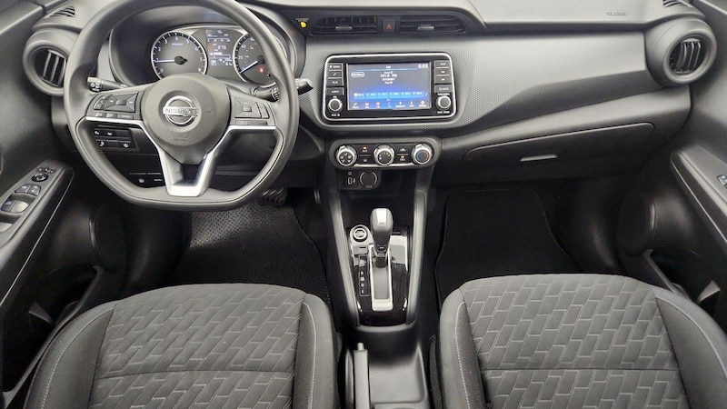 2021 Nissan Kicks S 9